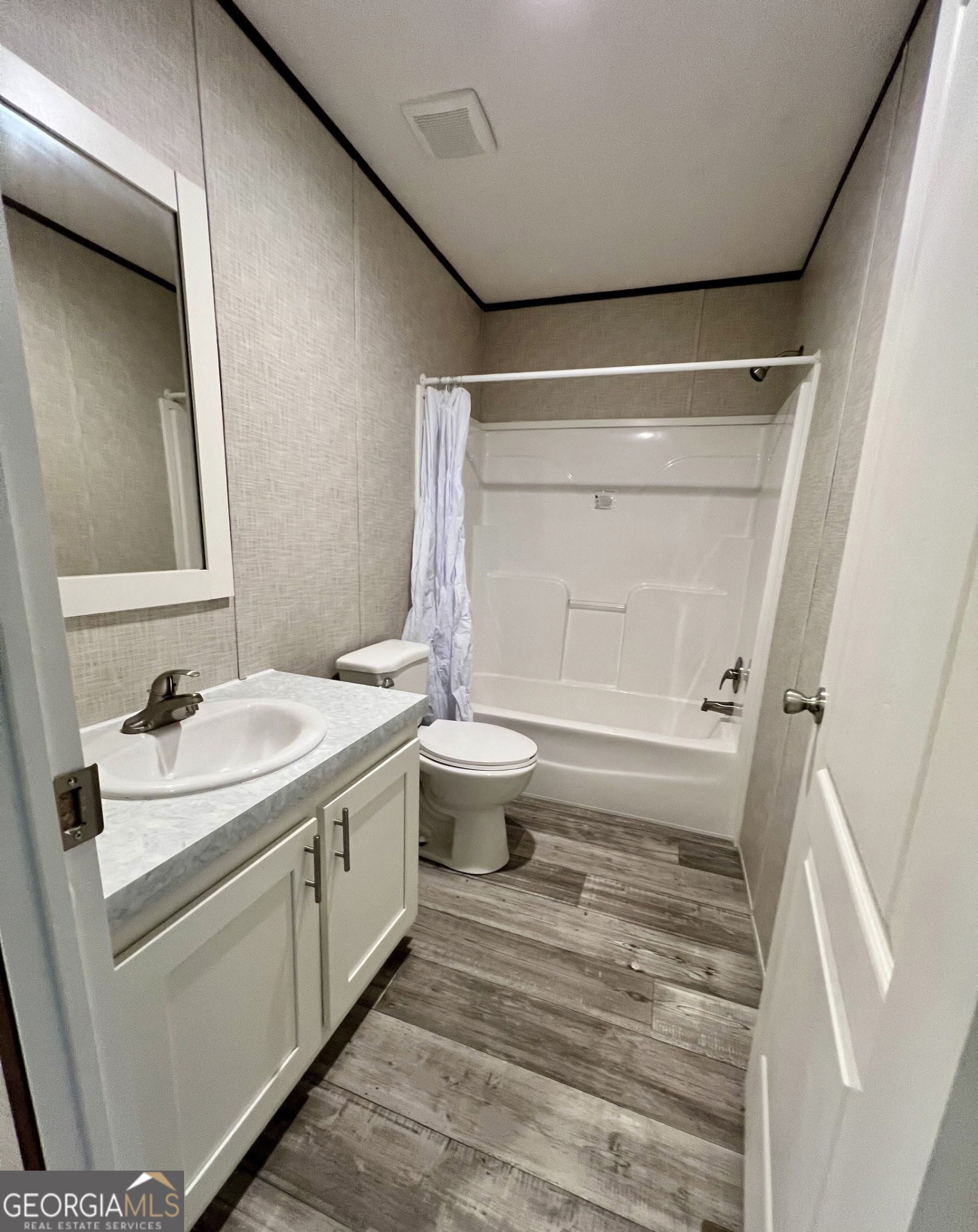 223 Pelican Road Property Photo 13