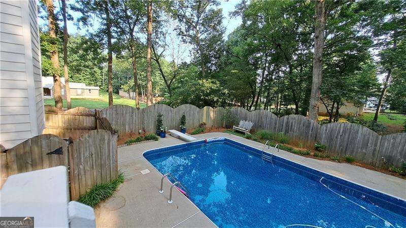 110 Acorn Drive Property Photo 3
