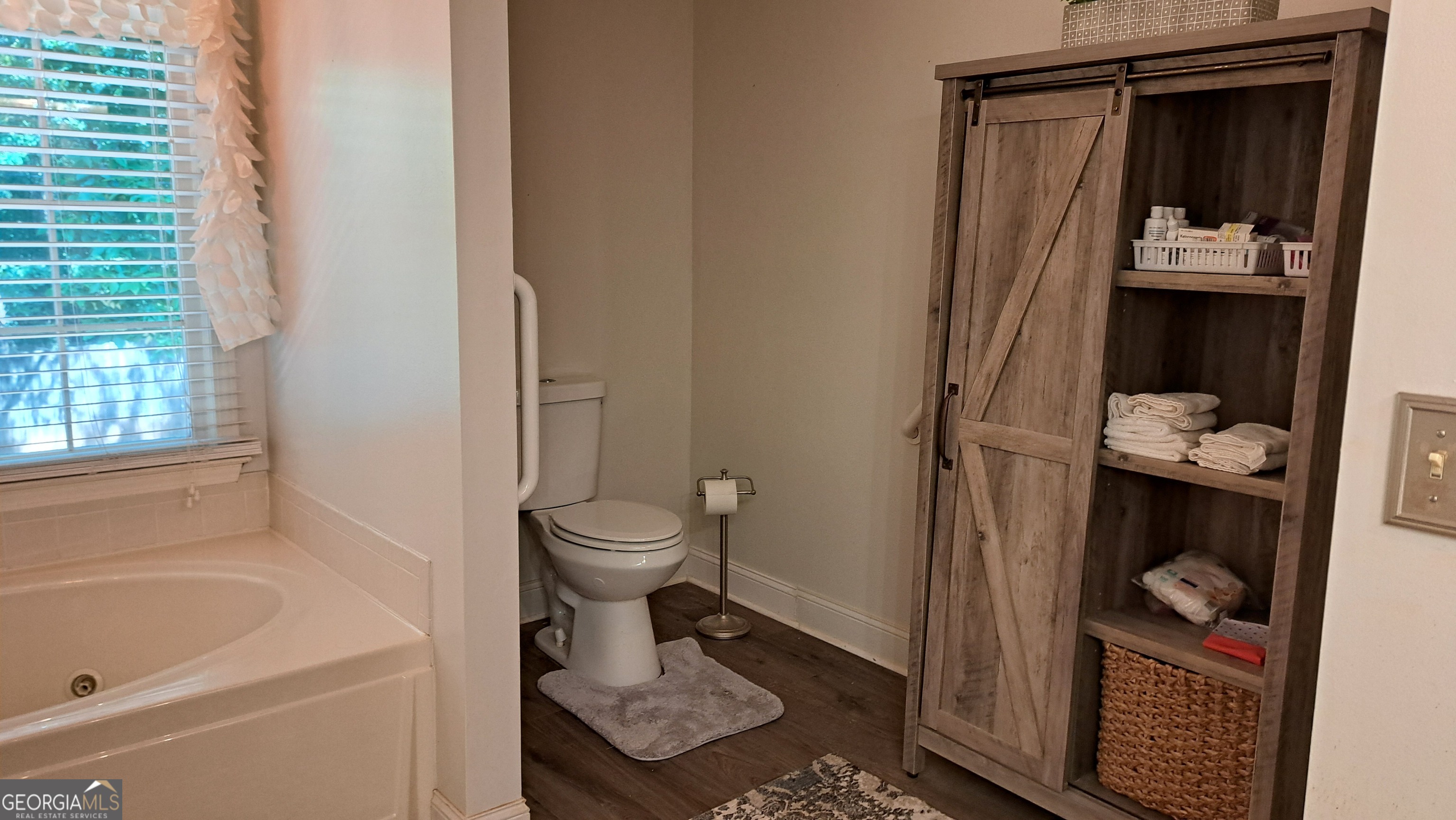 110 Acorn Drive Property Photo 34