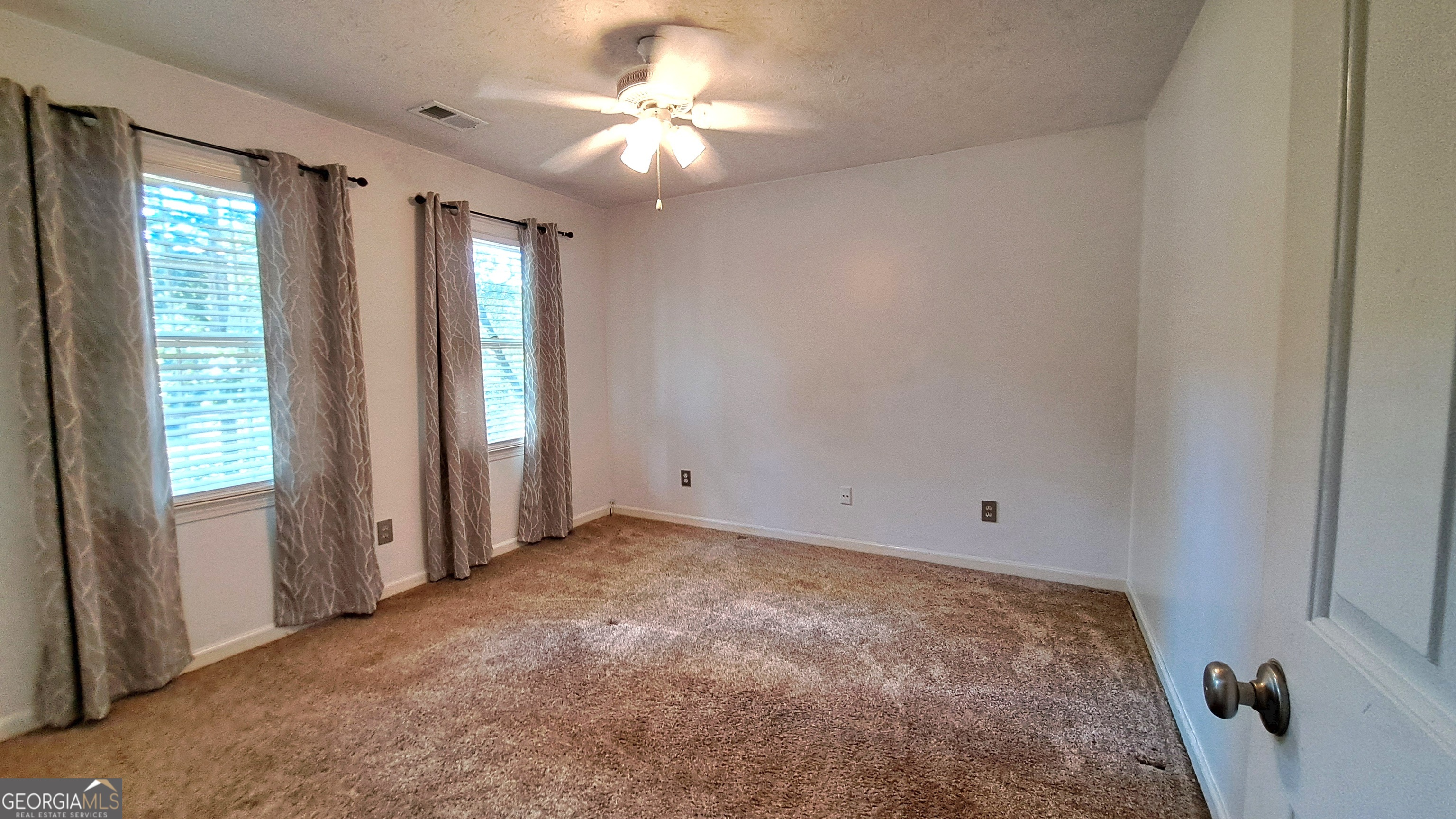 110 Acorn Drive Property Photo 35