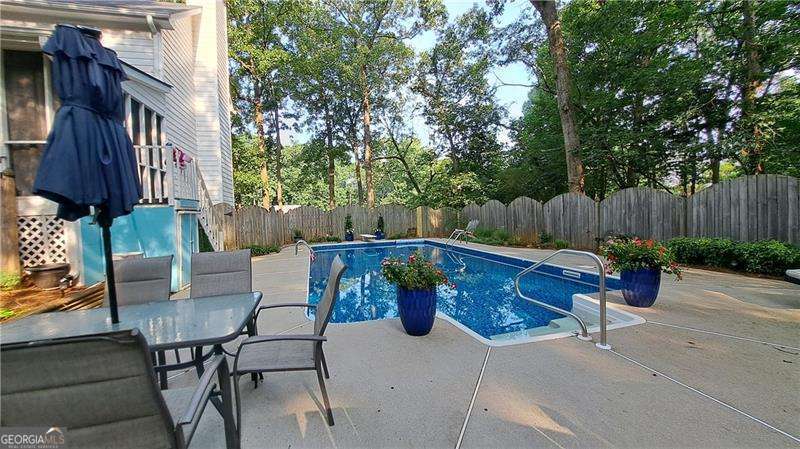 110 Acorn Drive Property Photo 40