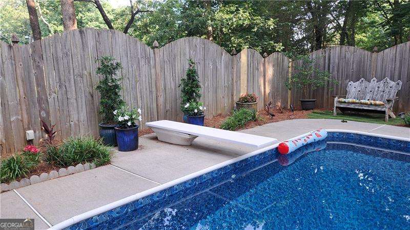 110 Acorn Drive Property Photo 45