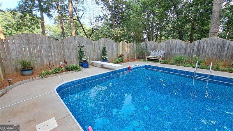 110 Acorn Drive Property Photo 46