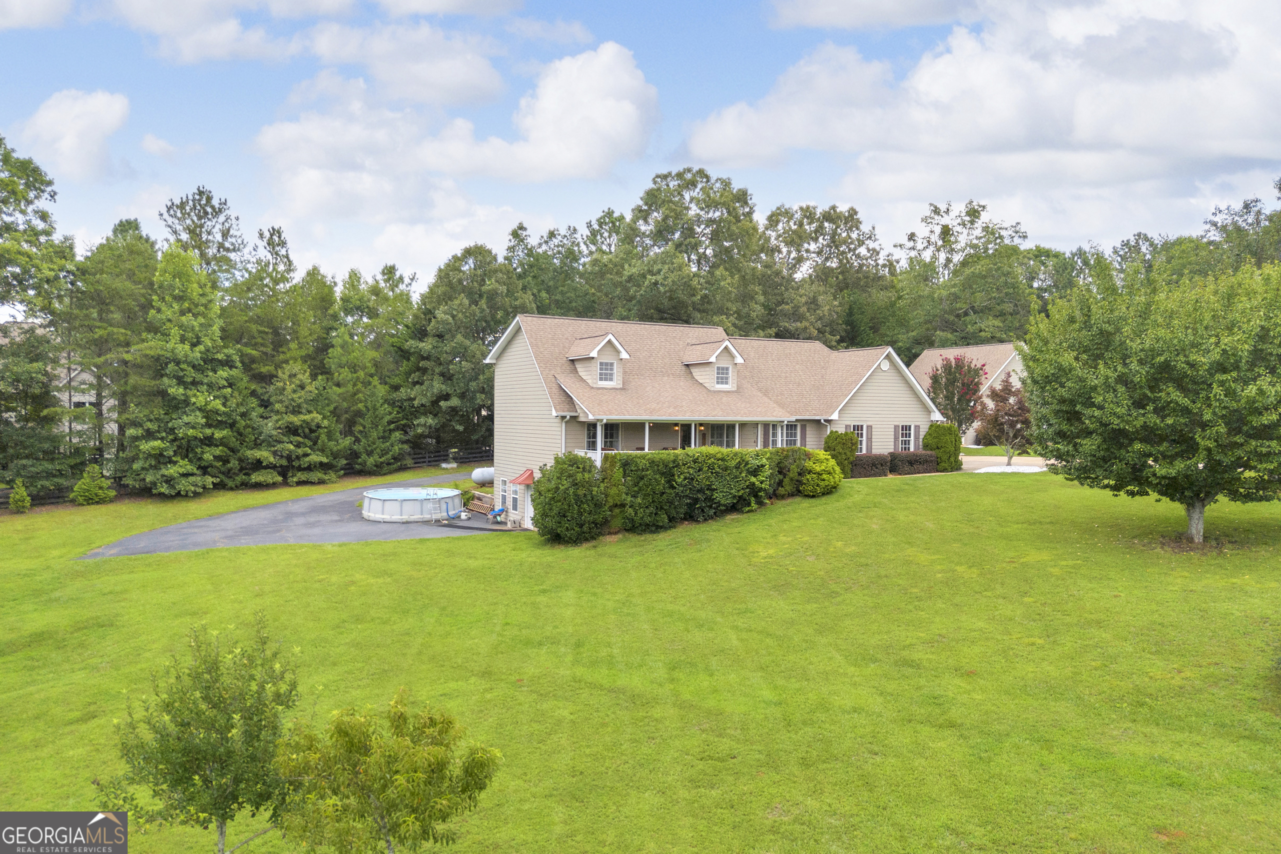 2570 Castleberry Bridge Road Property Photo 3