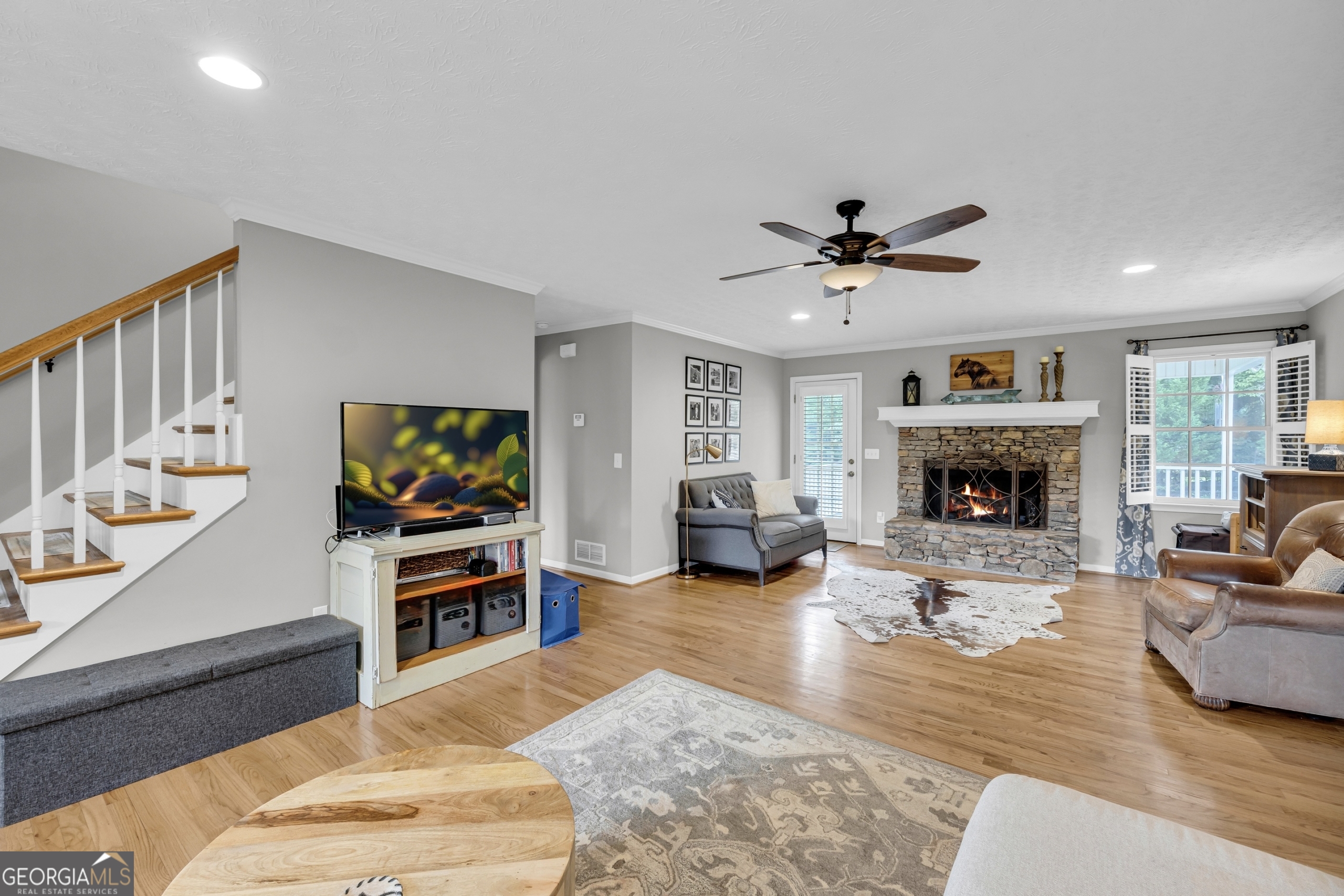2570 Castleberry Bridge Road Property Photo 6