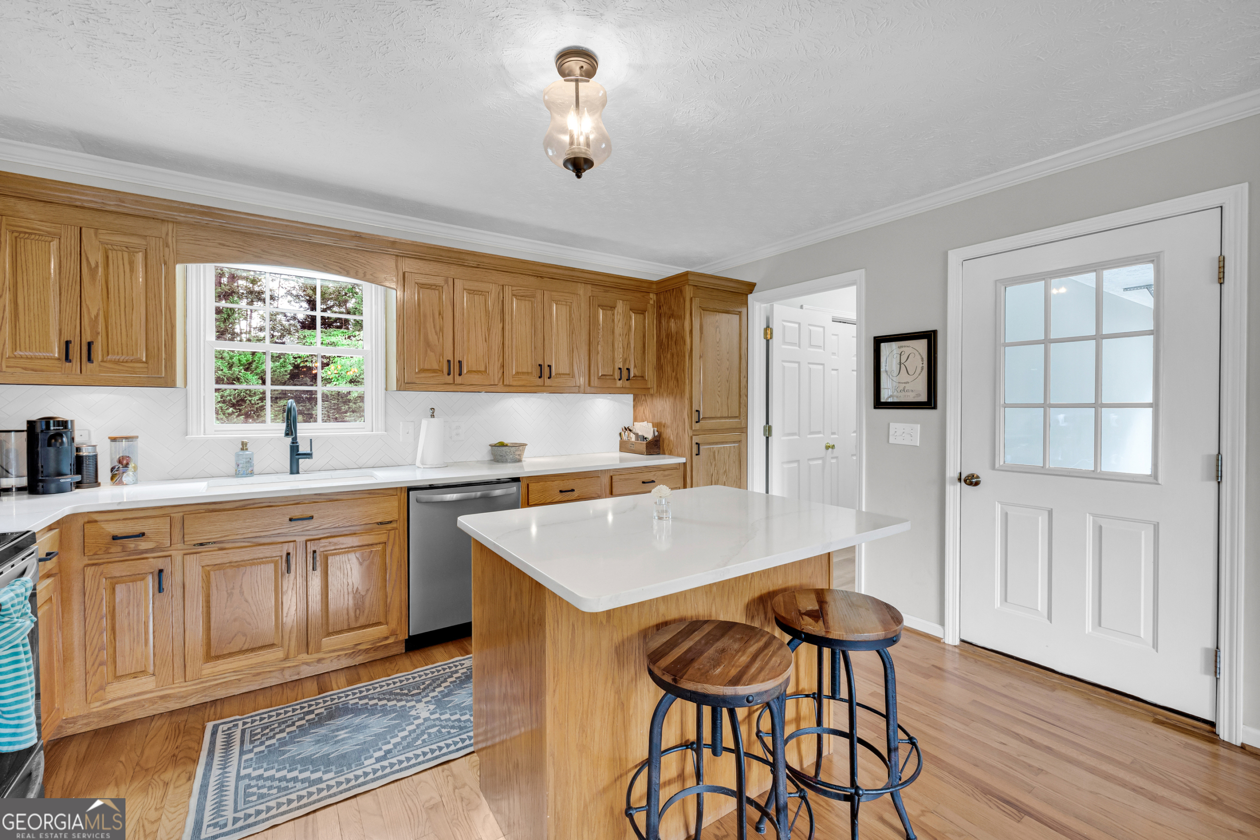 2570 Castleberry Bridge Road Property Photo 10
