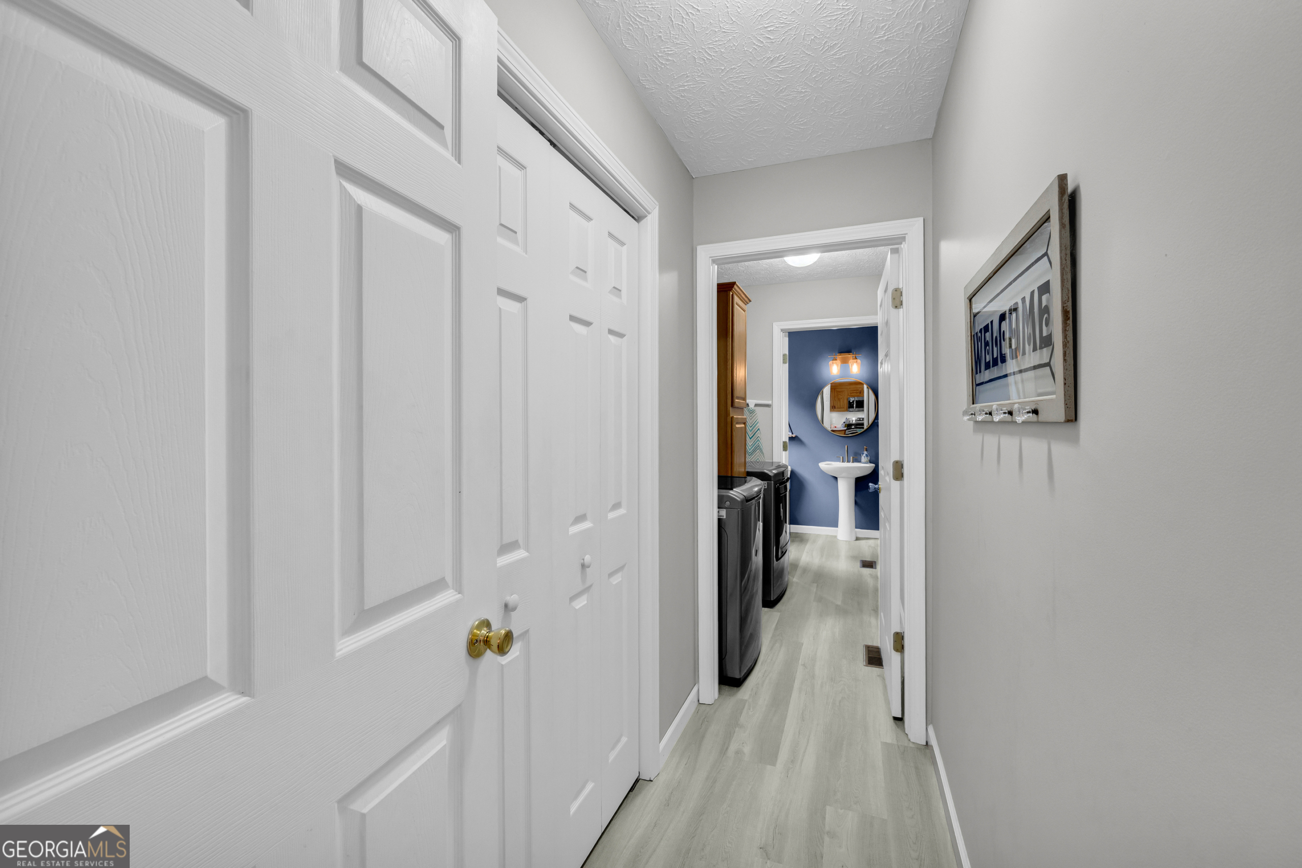2570 Castleberry Bridge Road Property Photo 12
