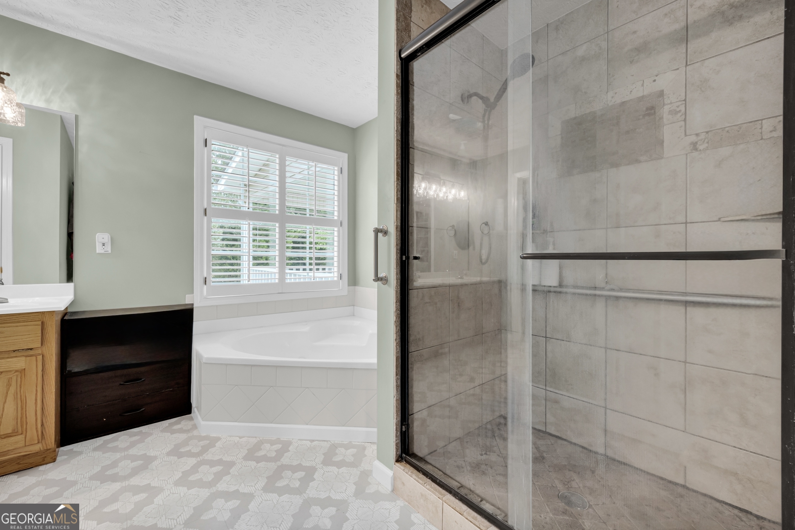 2570 Castleberry Bridge Road Property Photo 17