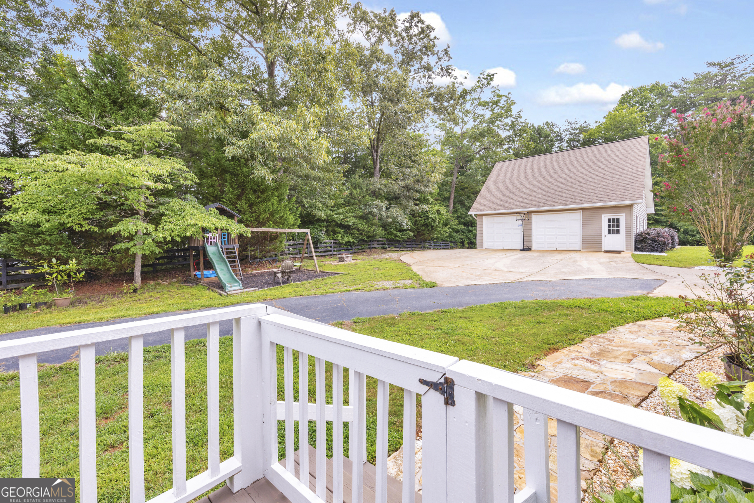 2570 Castleberry Bridge Road Property Photo 31