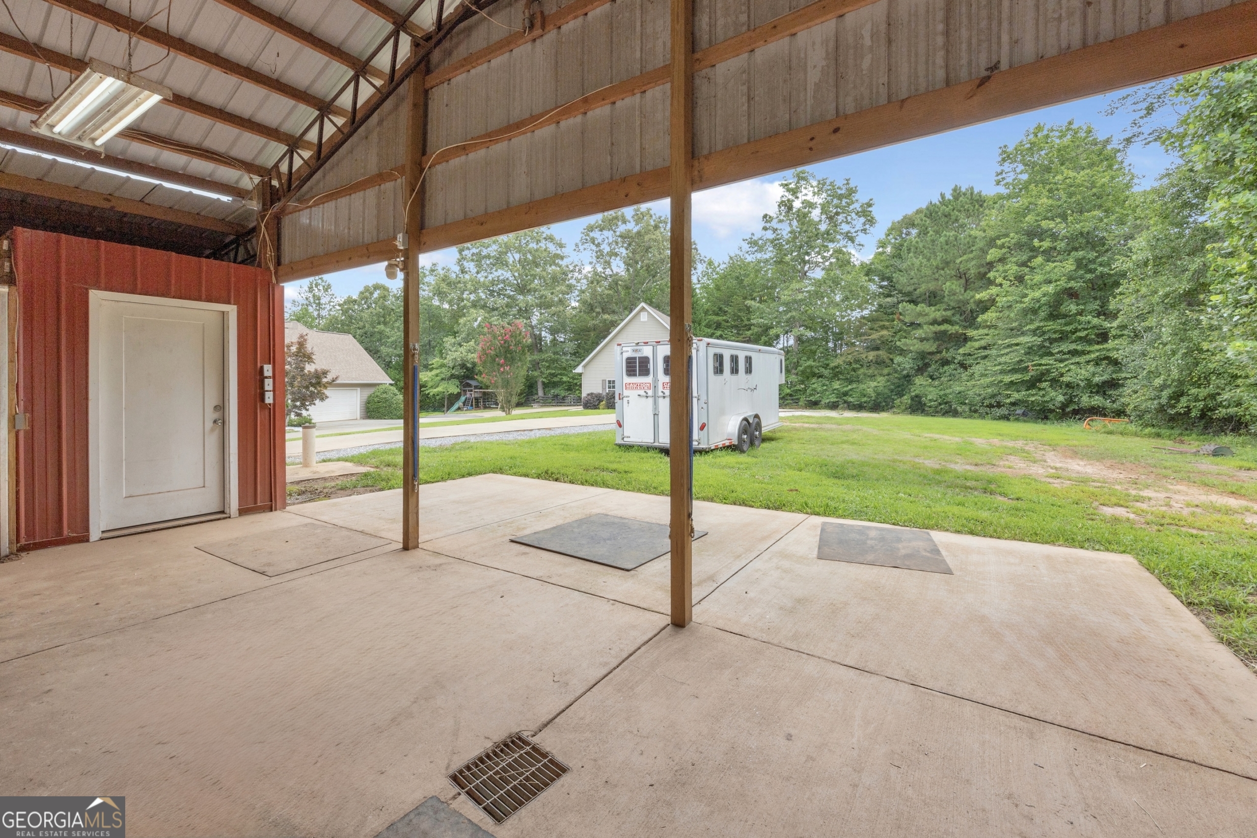 2570 Castleberry Bridge Road Property Photo 37