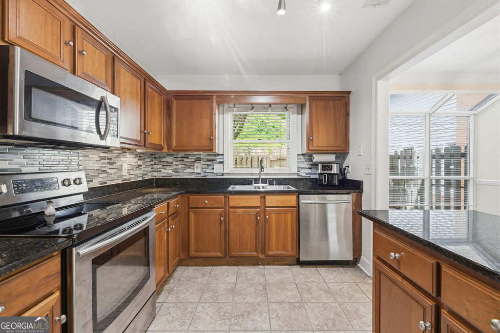 65 Mount Vernon Circle Property Photo 13