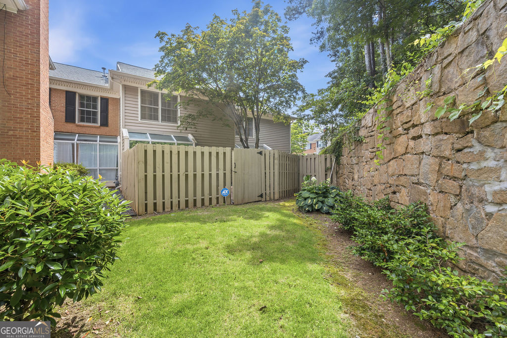 65 Mount Vernon Circle Property Photo 18
