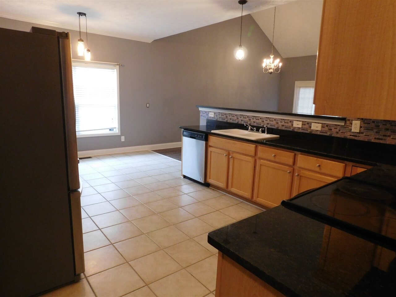 2335 Jennas Way Property Photo 8