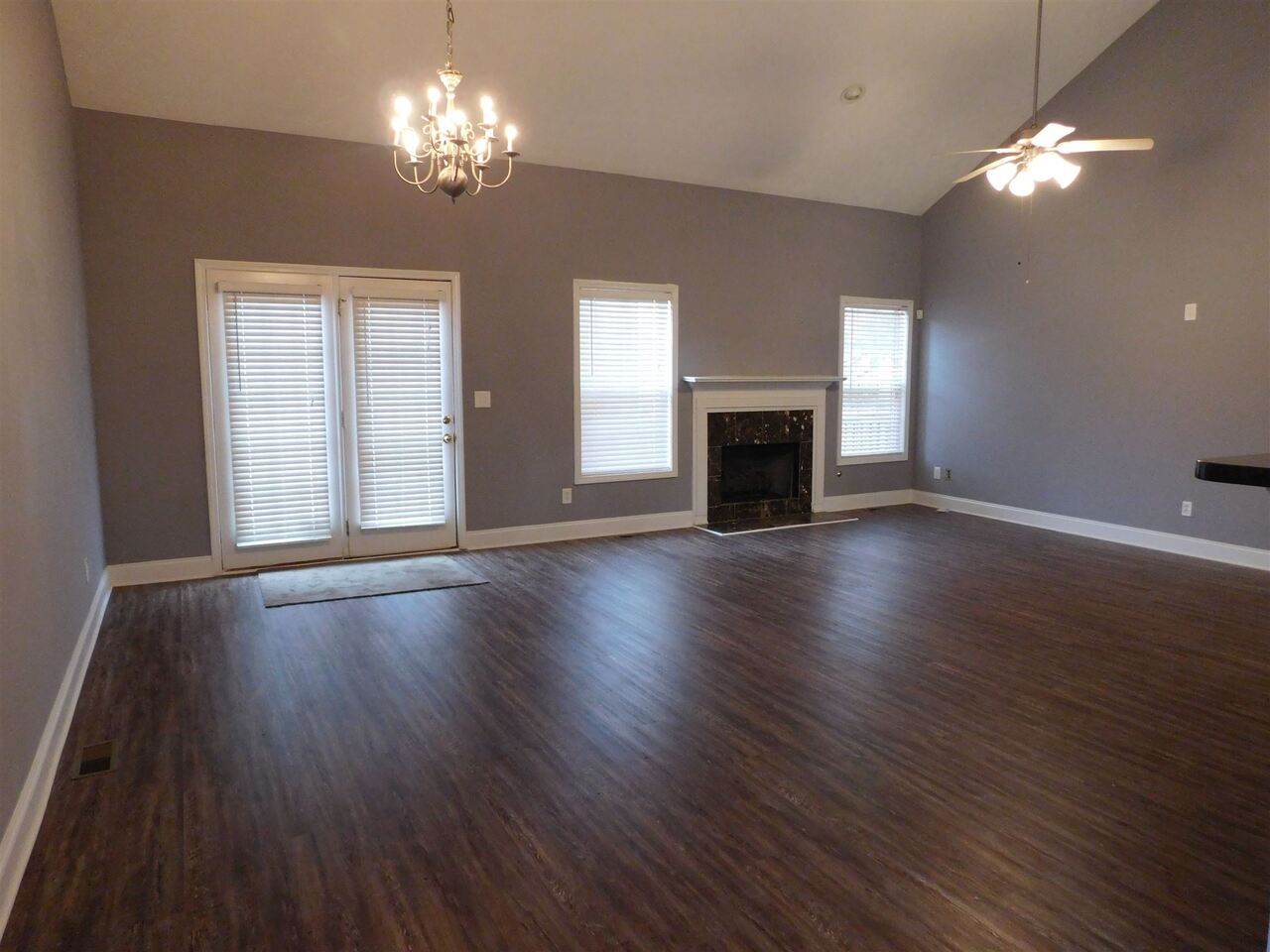 2335 Jennas Way Property Photo 11