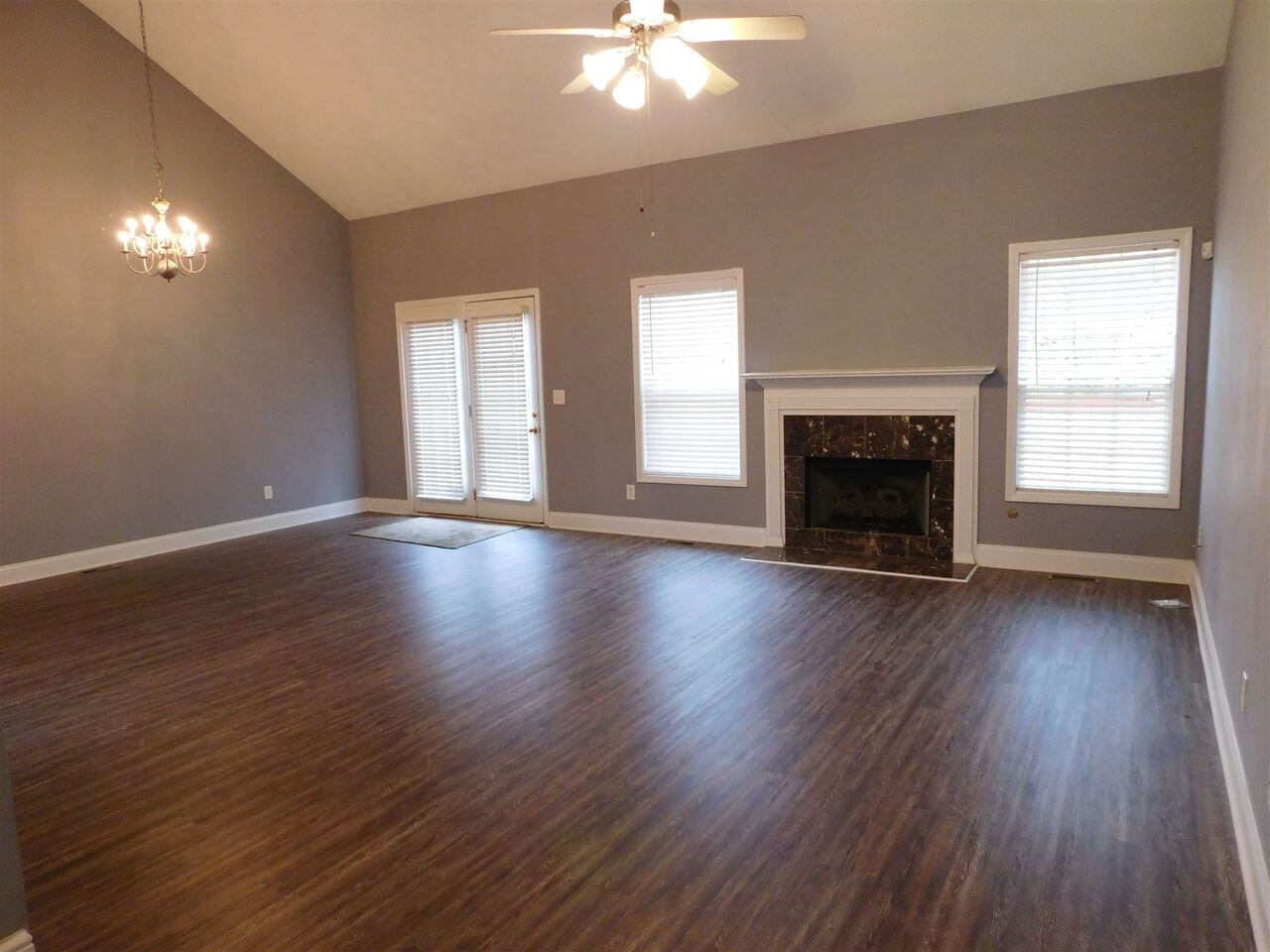 2335 Jennas Way Property Photo 12