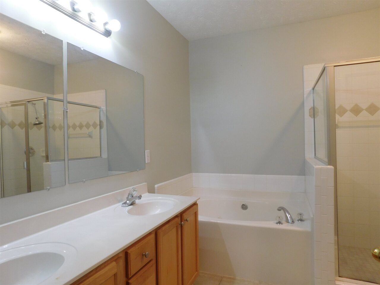 2335 Jennas Way Property Photo 18
