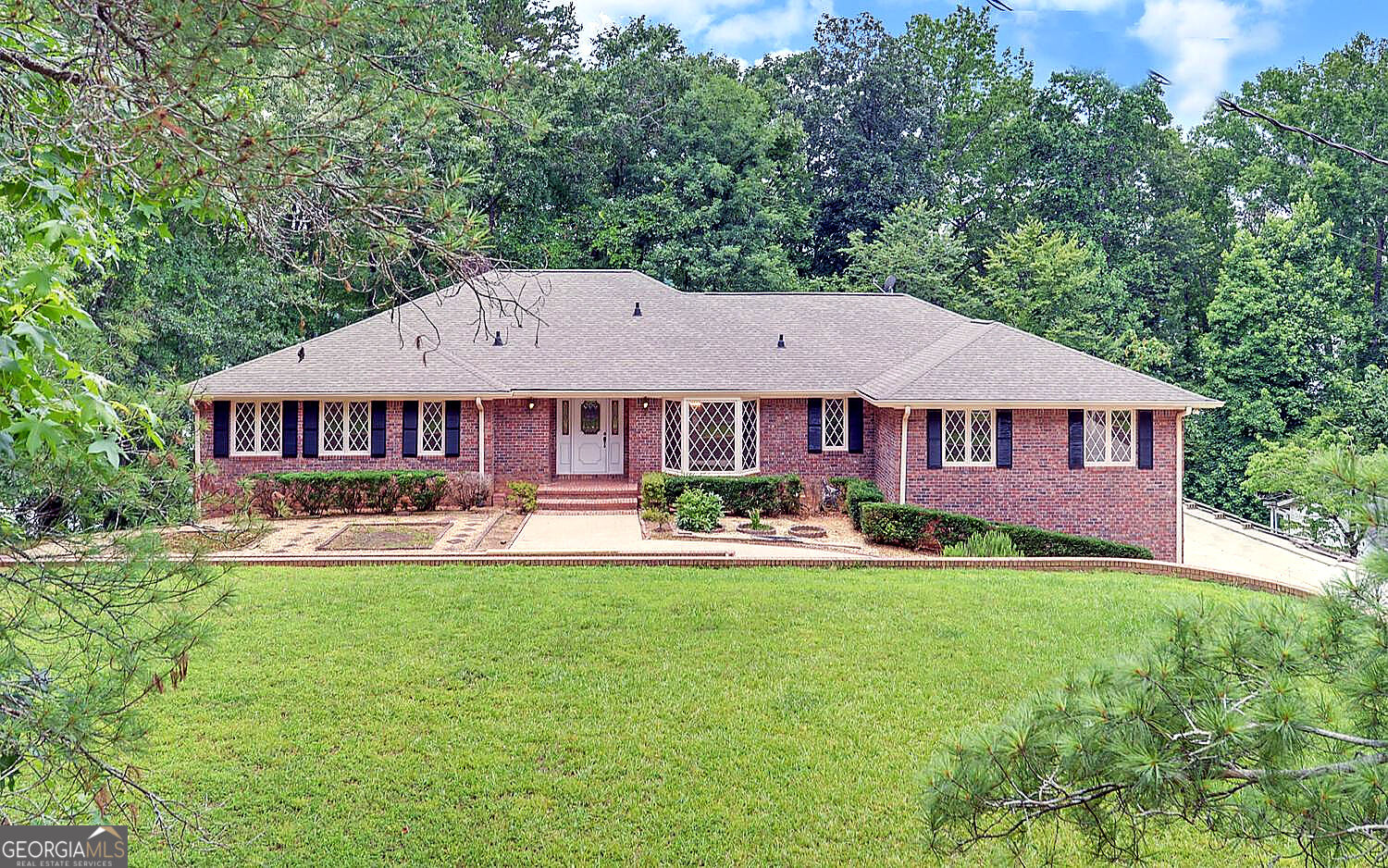 4521 Shoreline Drive Property Photo 5