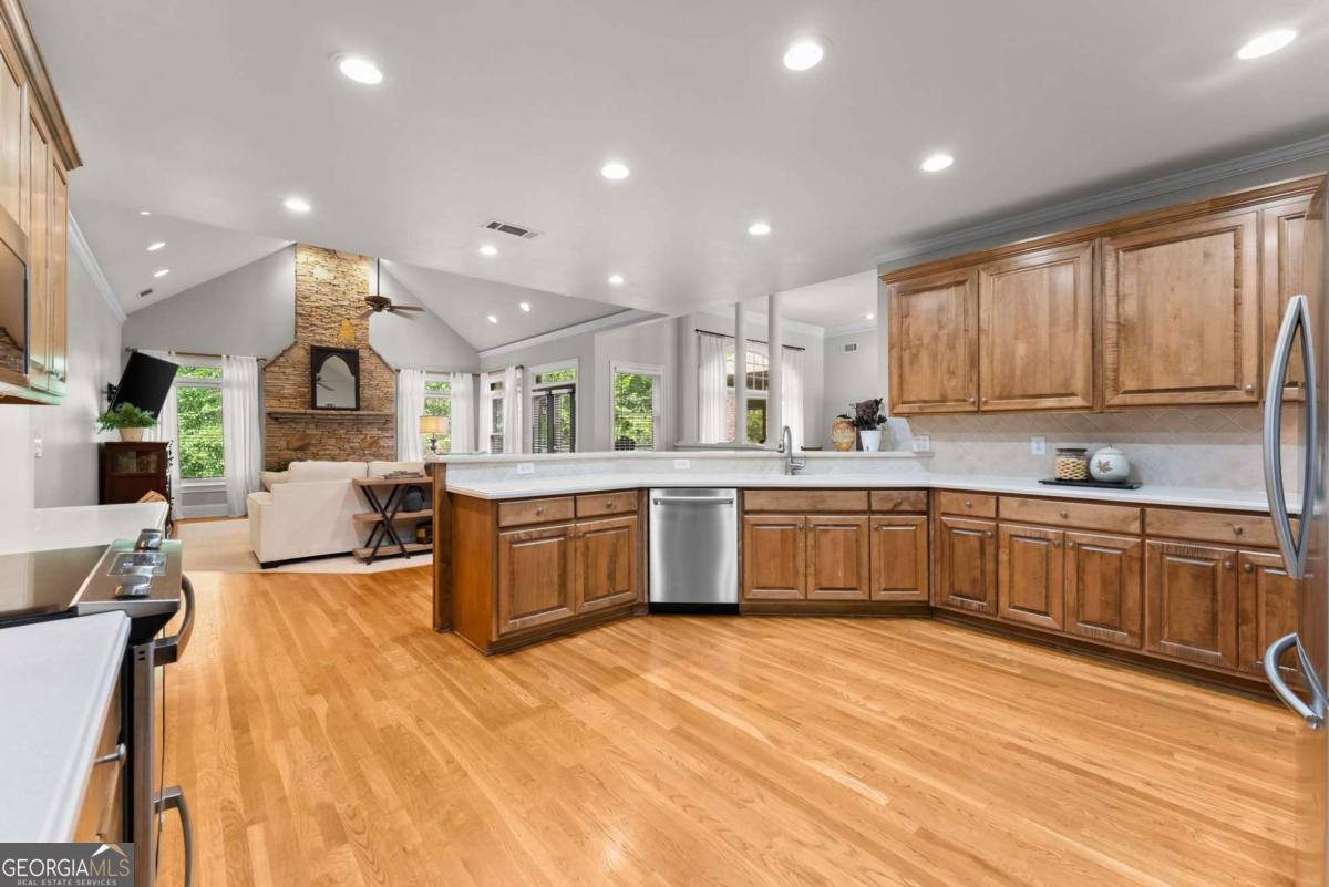 3365 Greenside Court Property Photo 11