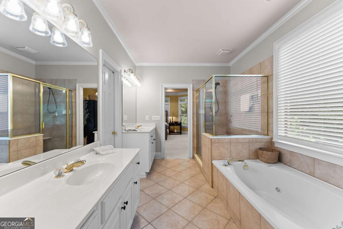 3365 Greenside Court Property Photo 15