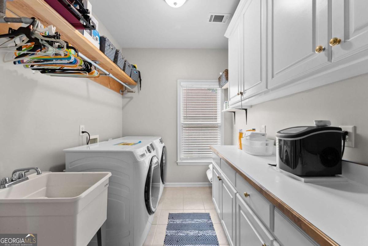 3365 Greenside Court Property Photo 23