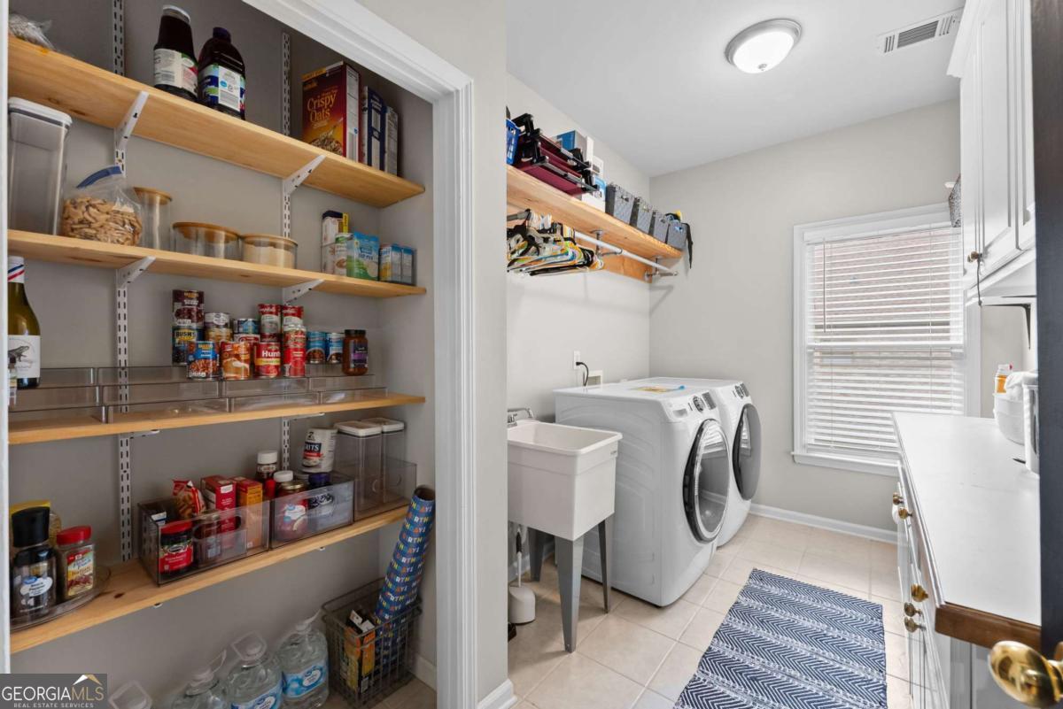 3365 Greenside Court Property Photo 24