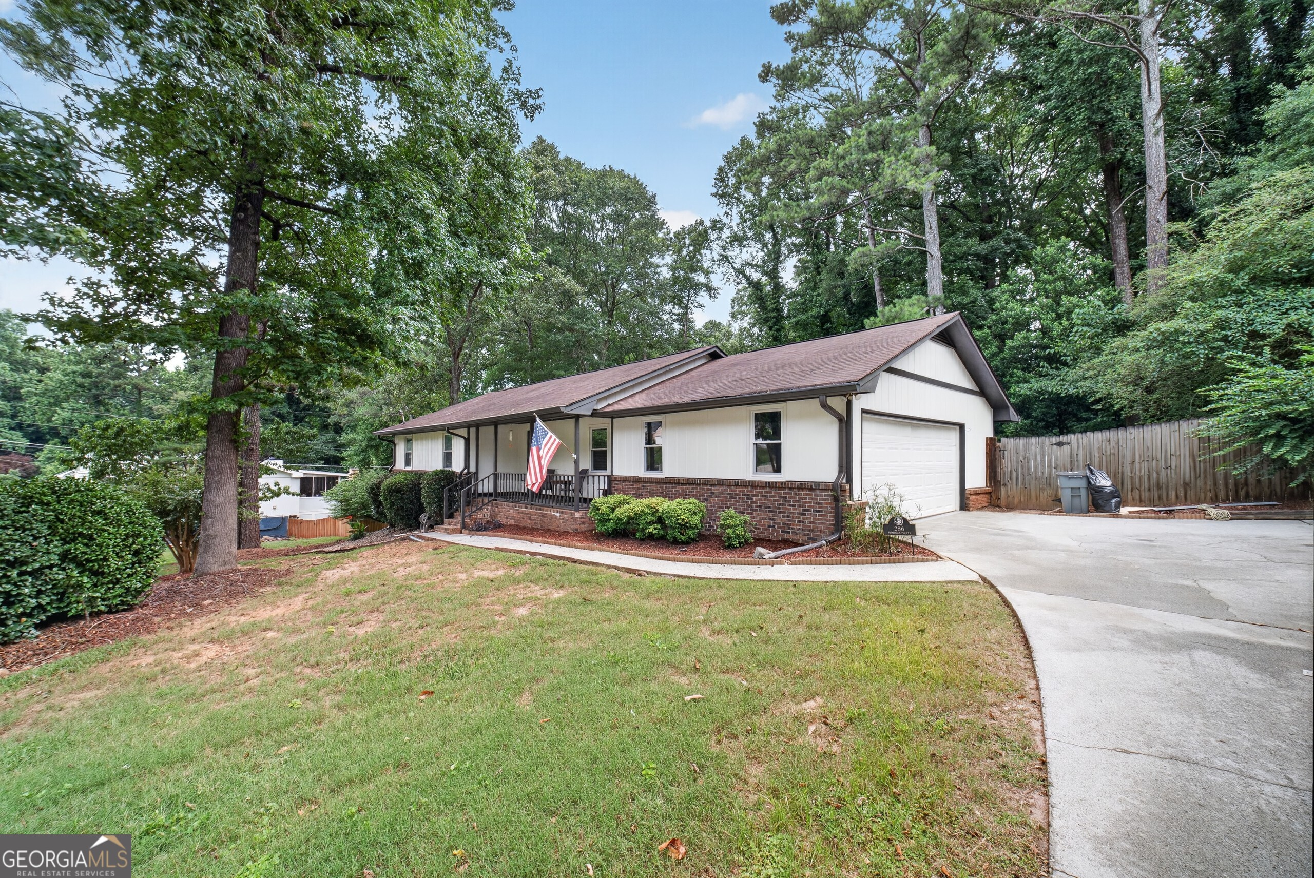 286 Windmill Pointe Property Photo 2