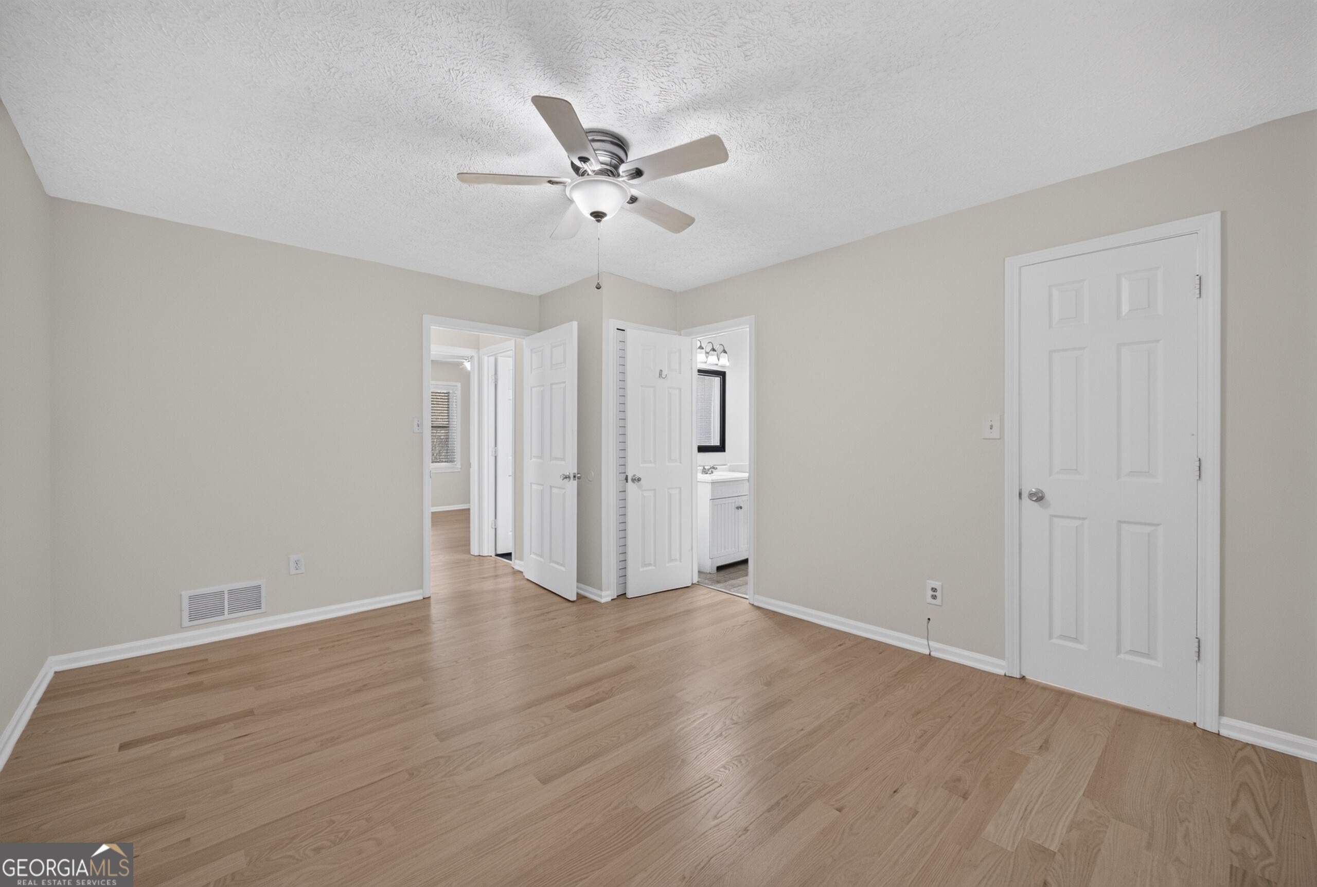 286 Windmill Pointe Property Photo 15