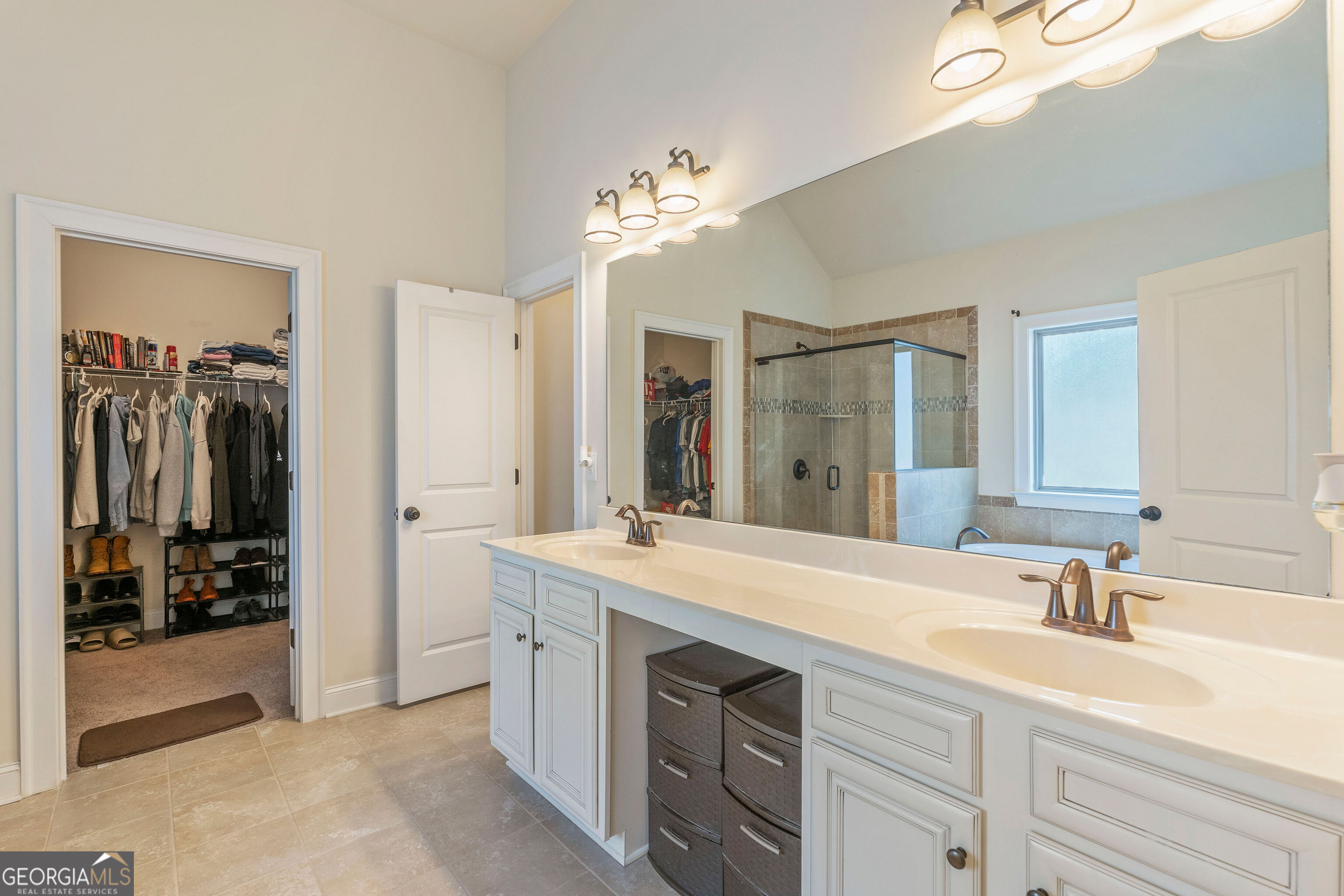 6857 Louis Drive Property Photo 18