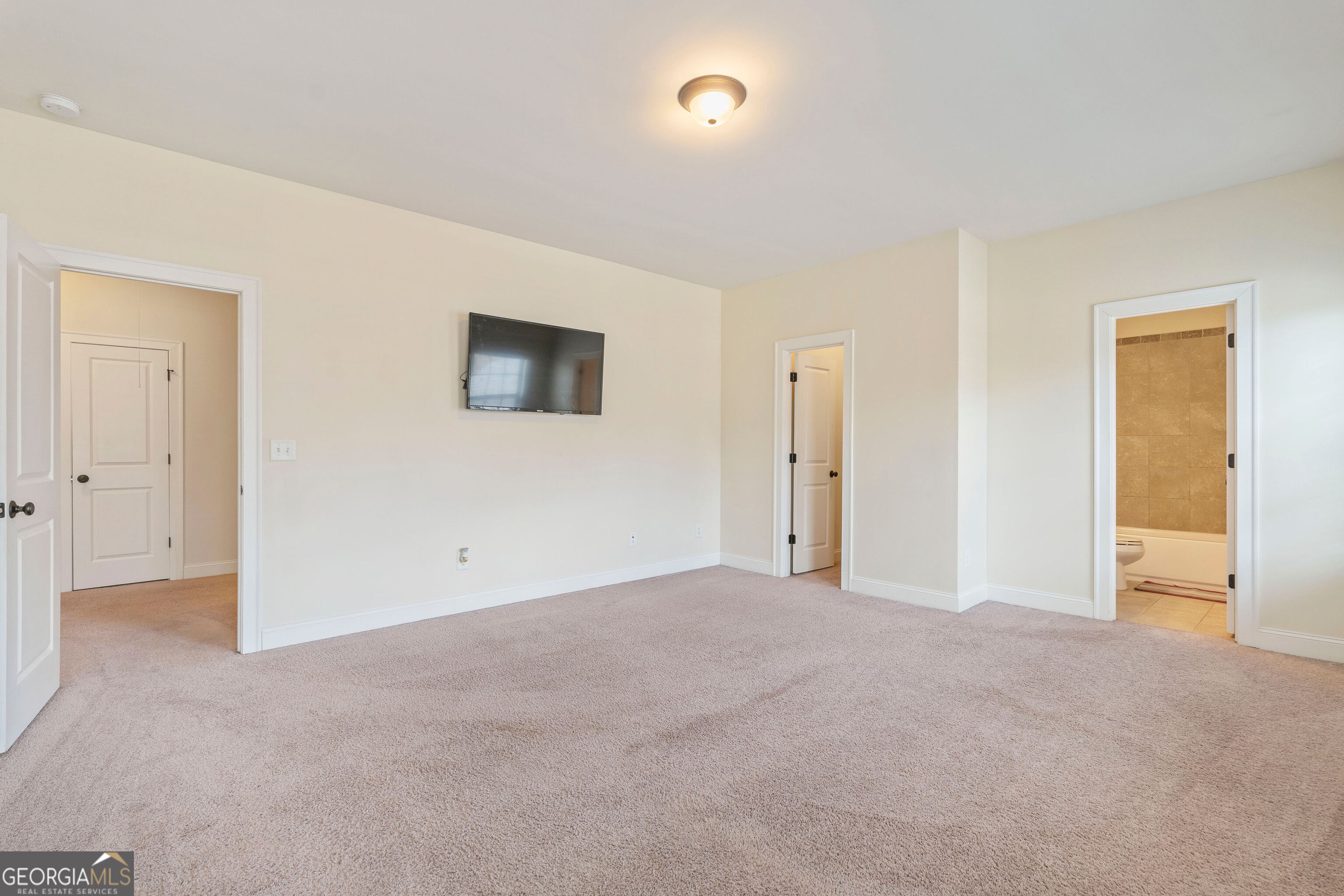 6857 Louis Drive Property Photo 27