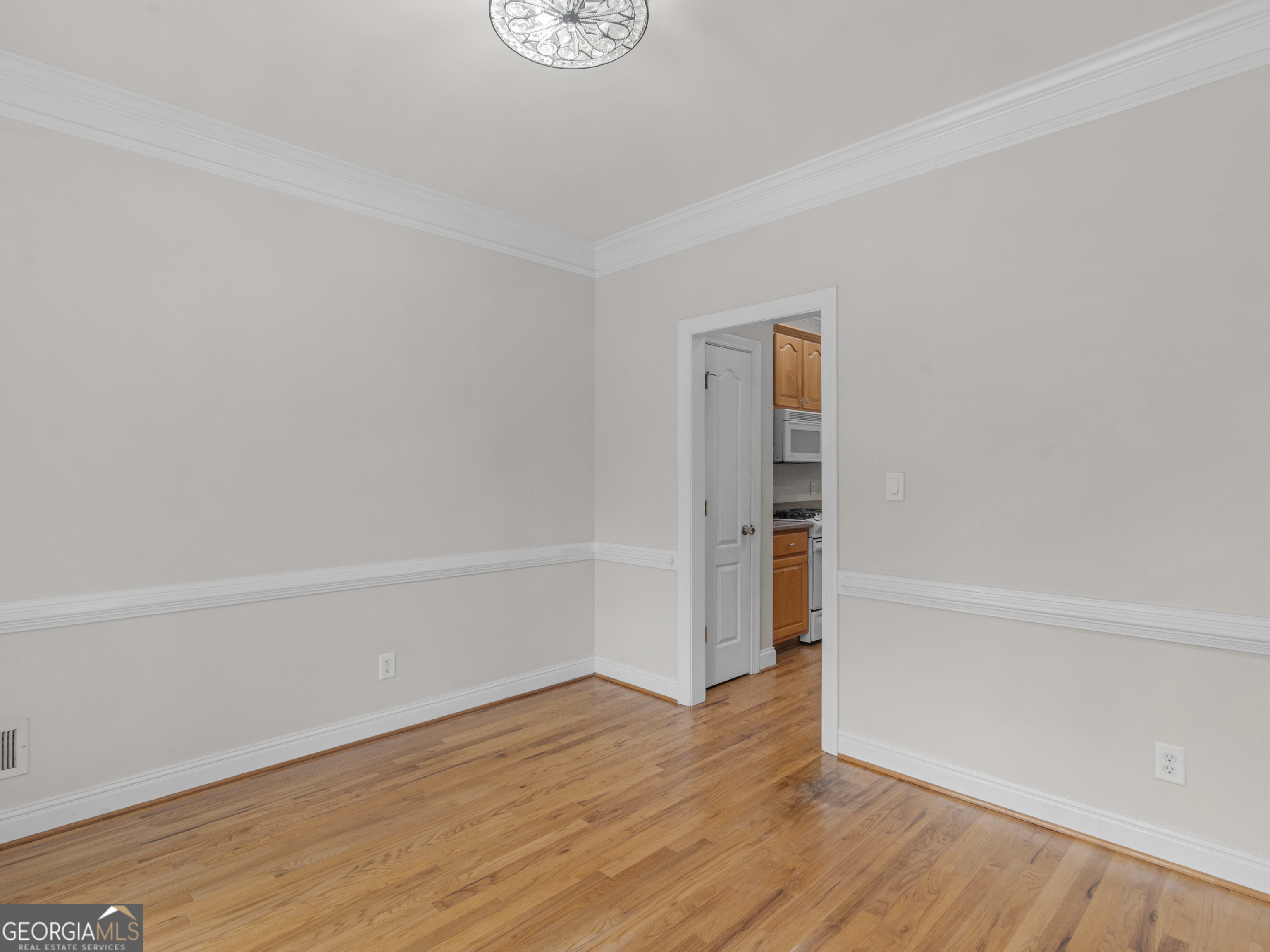 1445 Lake Forest Lane Property Photo 16