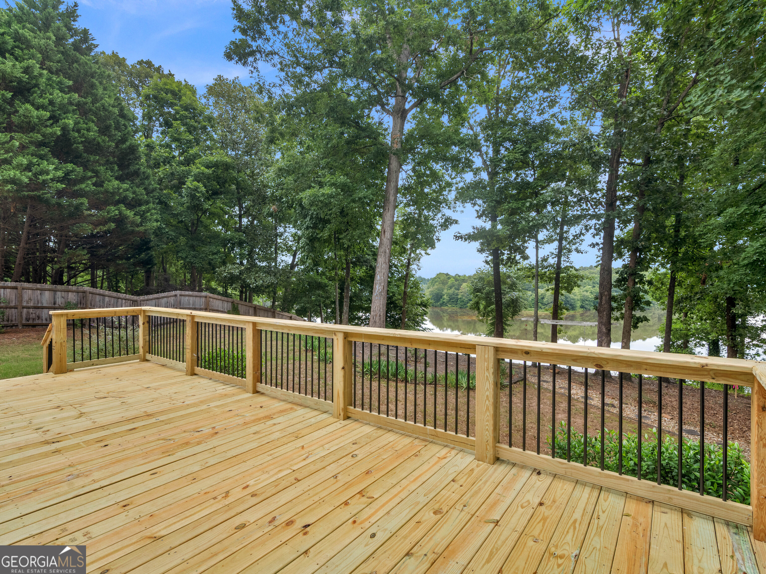 1445 Lake Forest Lane Property Photo 31
