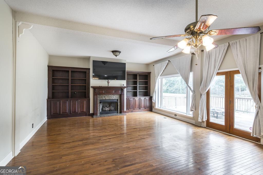 208 Martin Terrace Property Photo 12