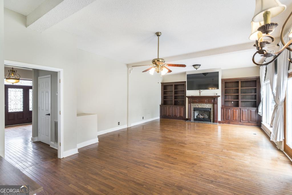 208 Martin Terrace Property Photo 13