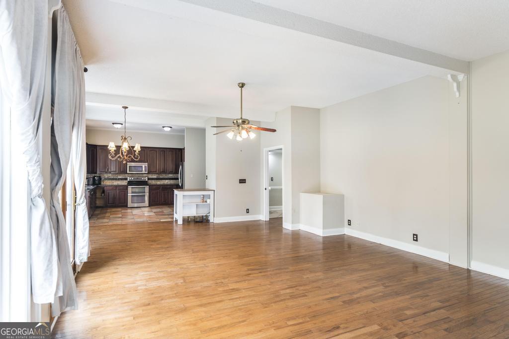 208 Martin Terrace Property Photo 14