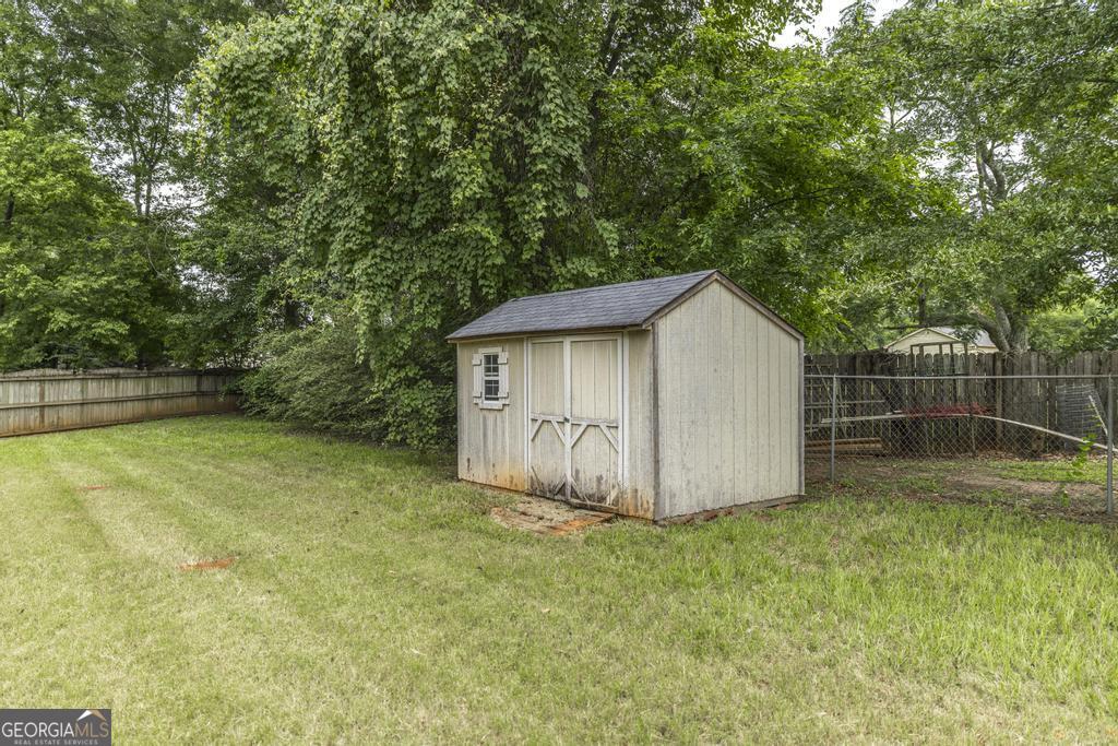 208 Martin Terrace Property Photo 40