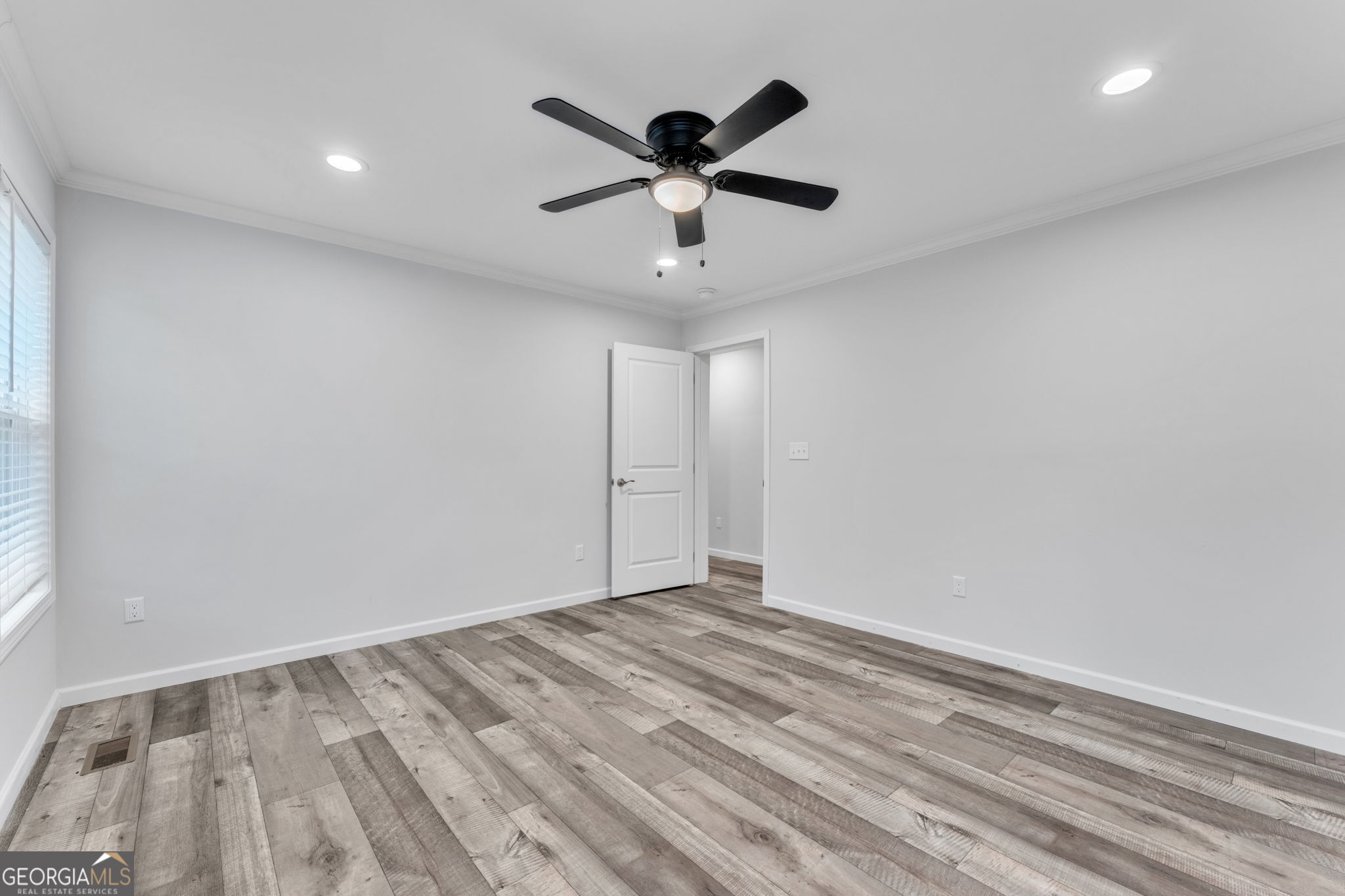 1104 E Front Street Property Photo 12