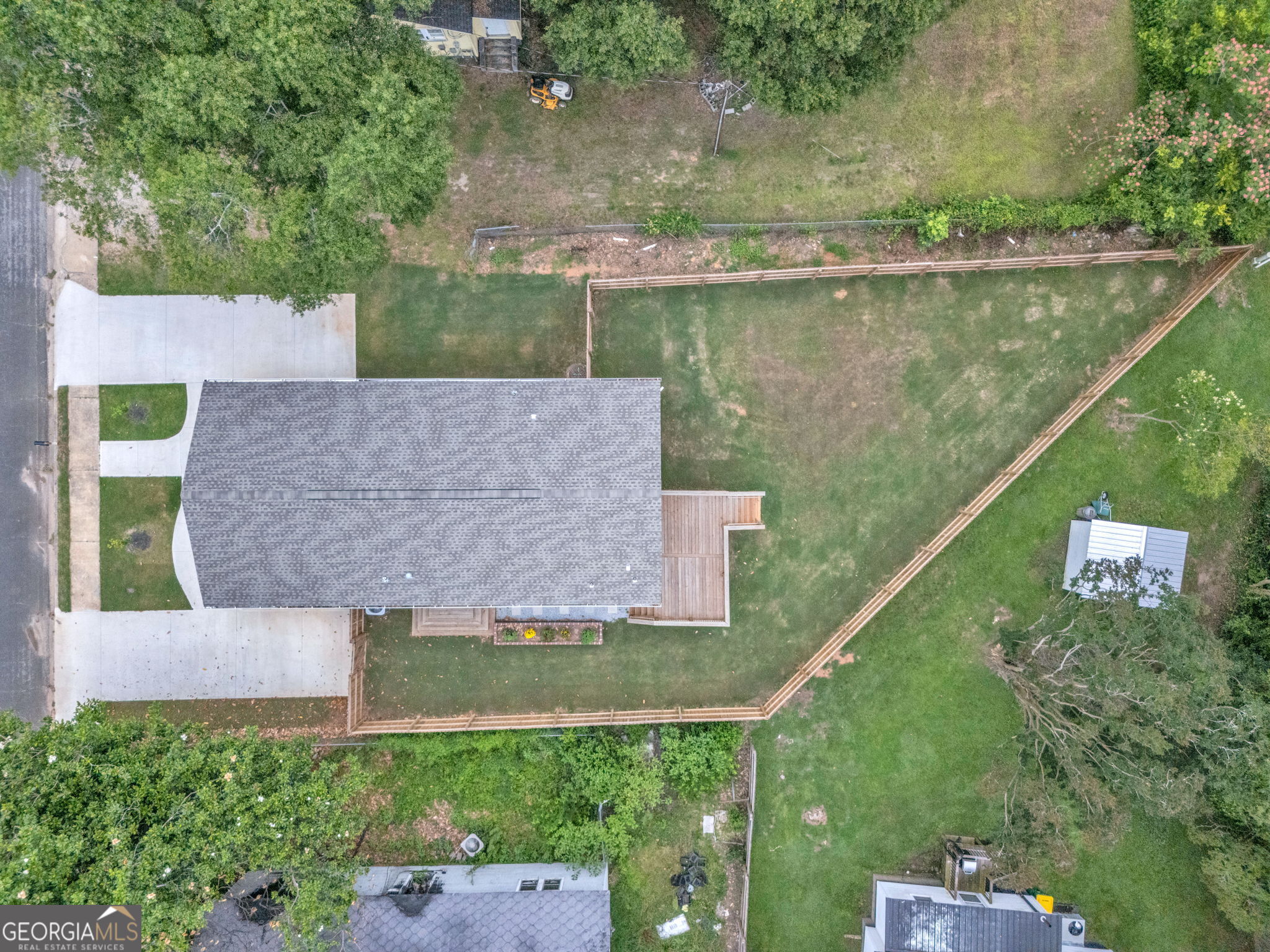 1104 E Front Street Property Photo 27