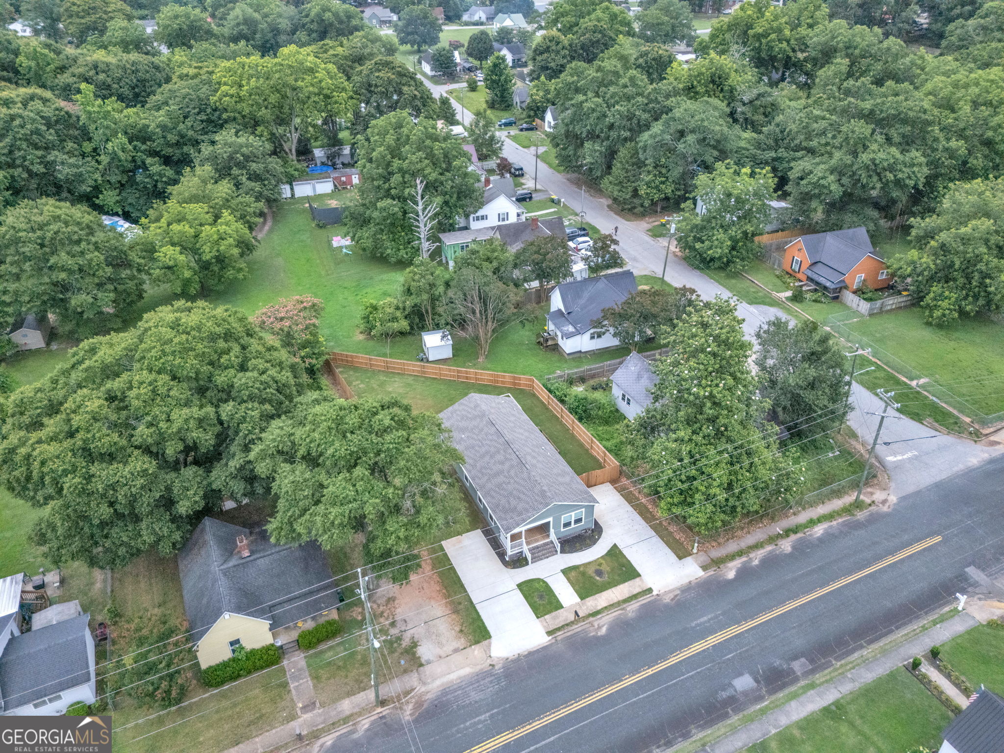 1104 E Front Street Property Photo 29
