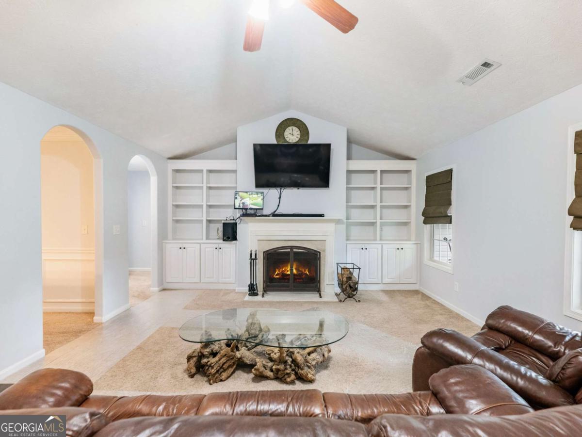 152 Carl Cedar Hill Road Property Photo 3