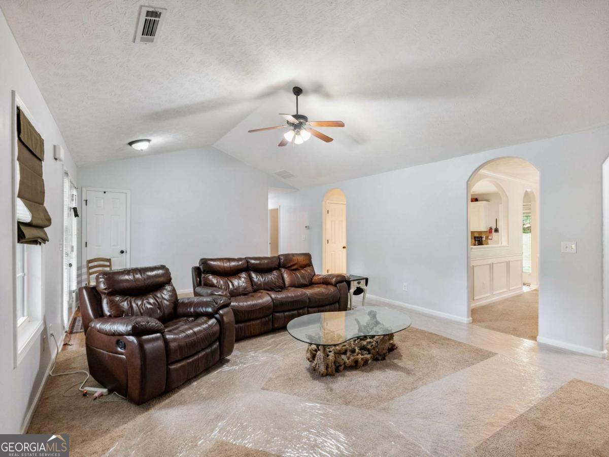 152 Carl Cedar Hill Road Property Photo 4