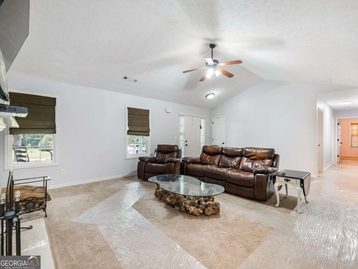 152 Carl Cedar Hill Road Property Photo 5