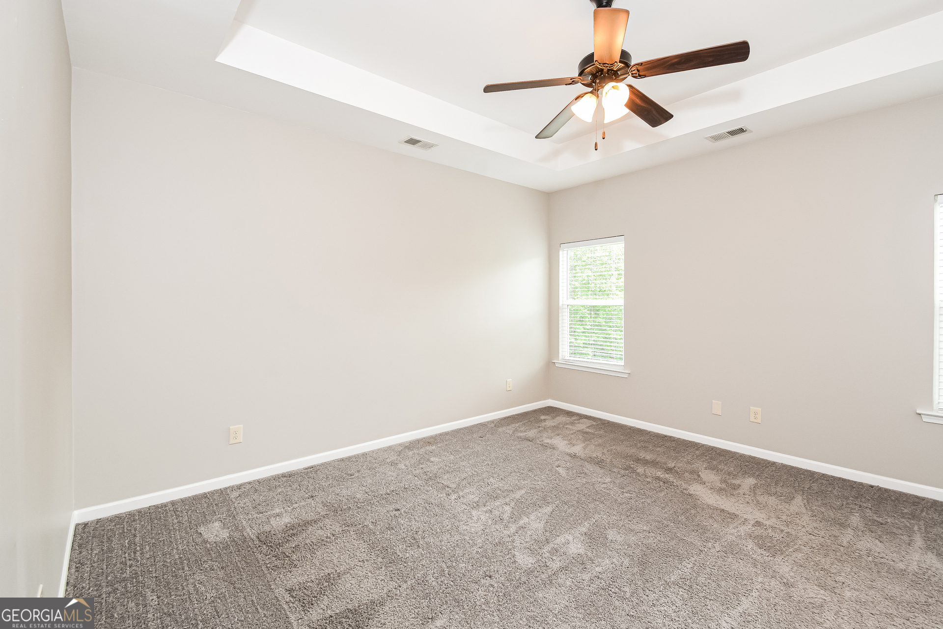 109 Cessna Drive Property Photo 10