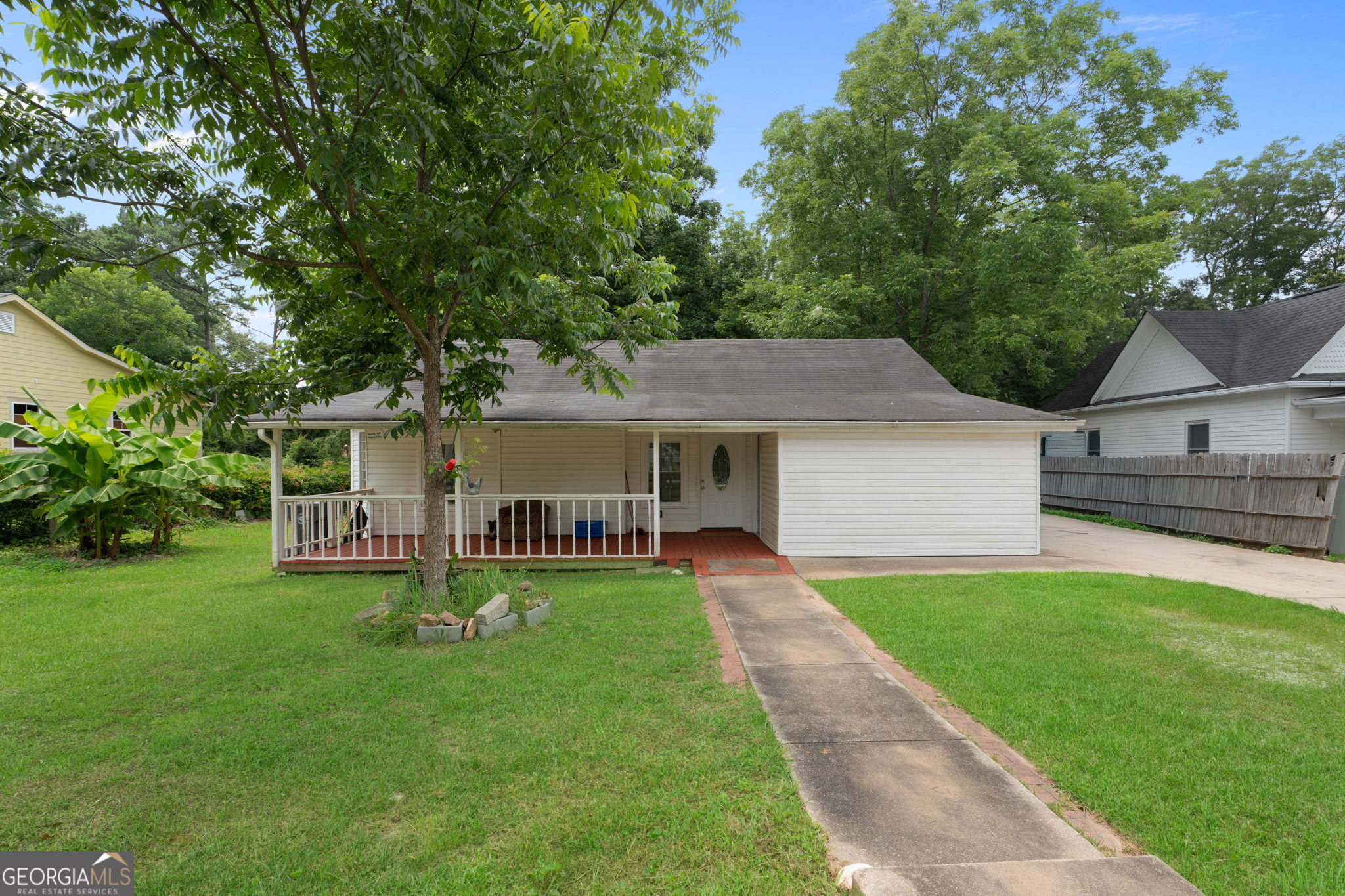 123 South Avenue Property Photo 1