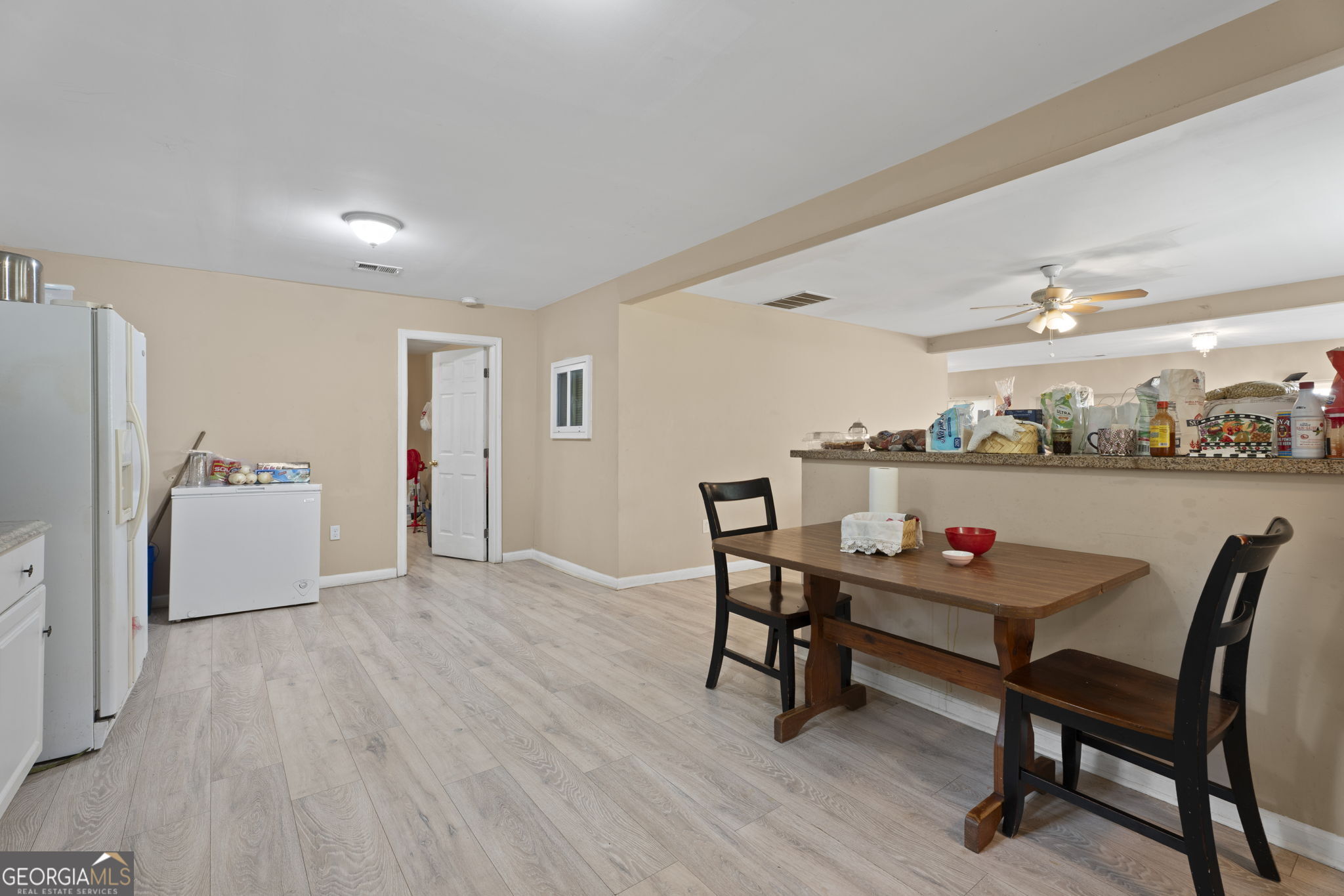 123 South Avenue Property Photo 16