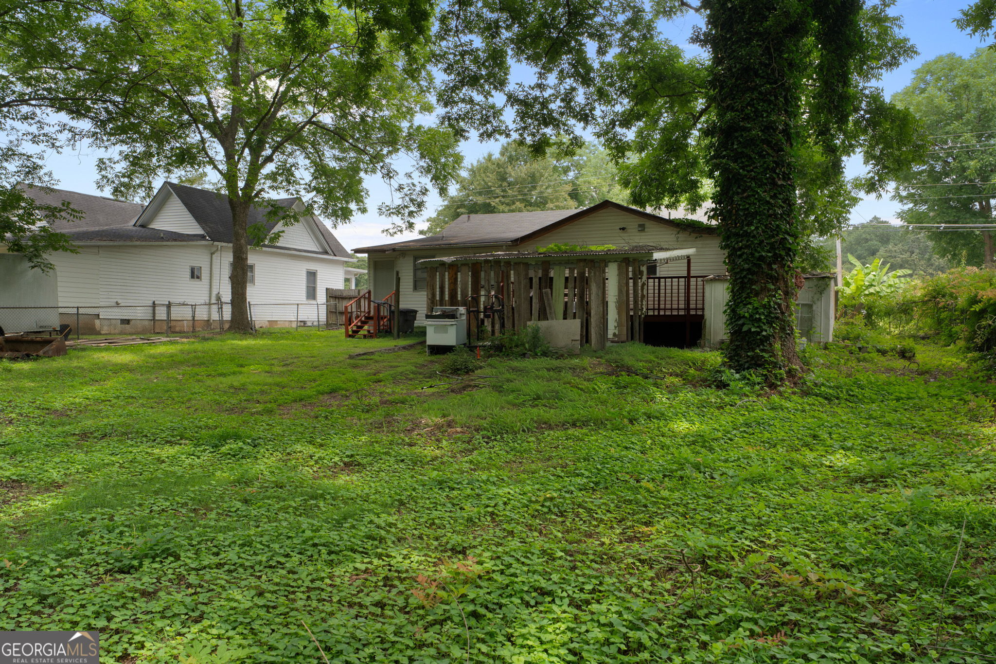123 South Avenue Property Photo 37