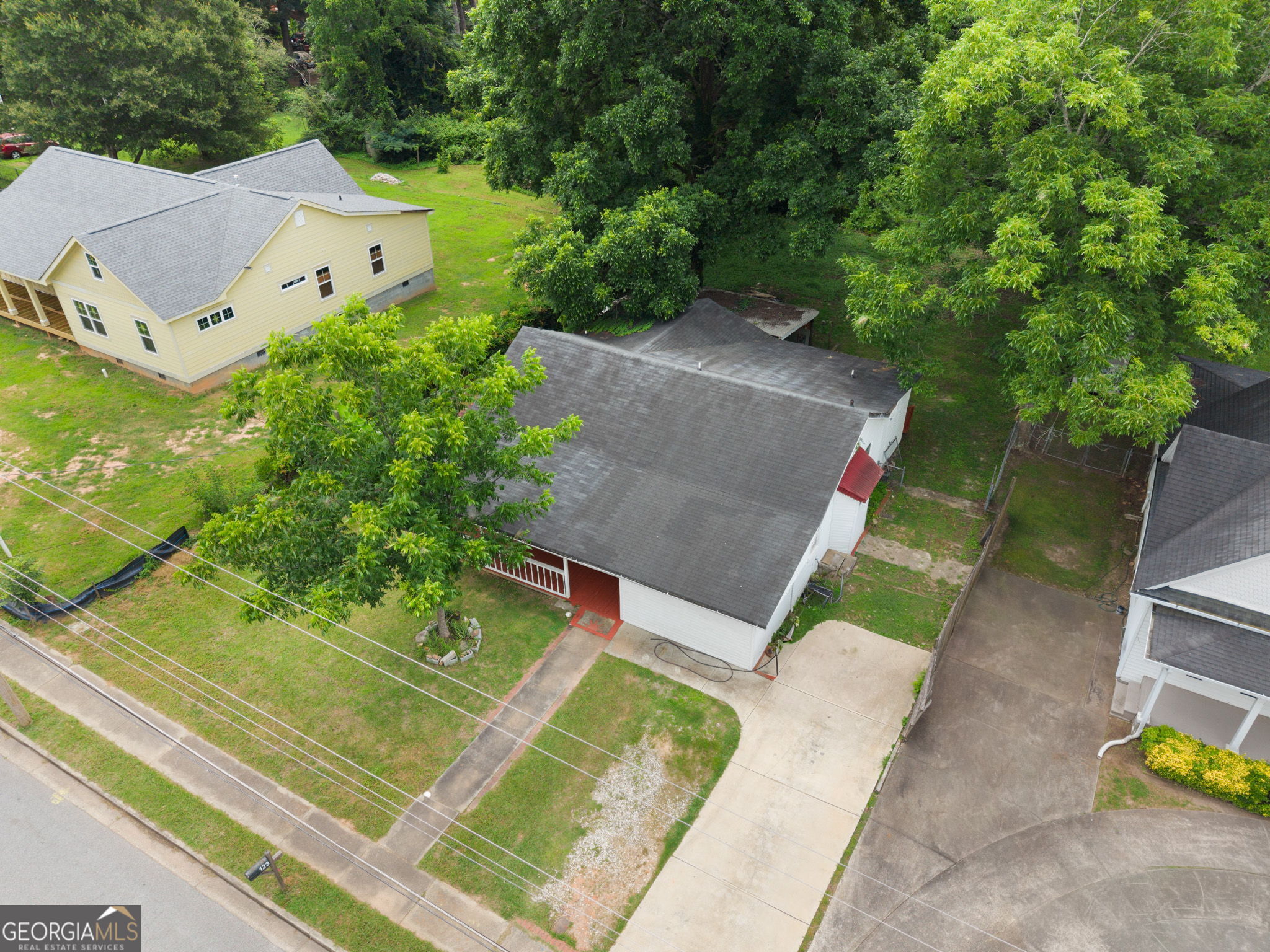 123 South Avenue Property Photo 38