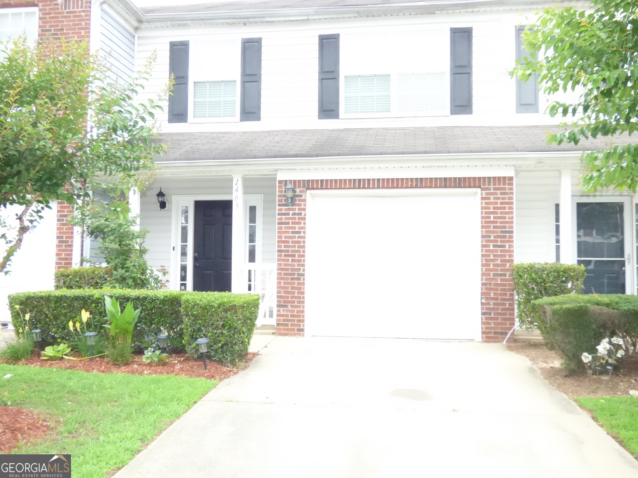 1465 April Lane Property Photo 2