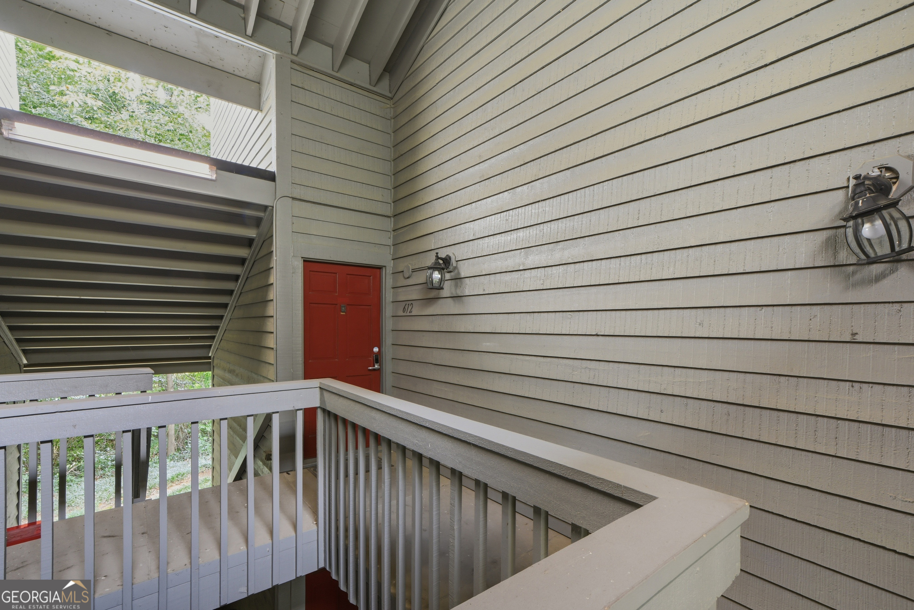 612 Tuxworth Circle Property Photo 7