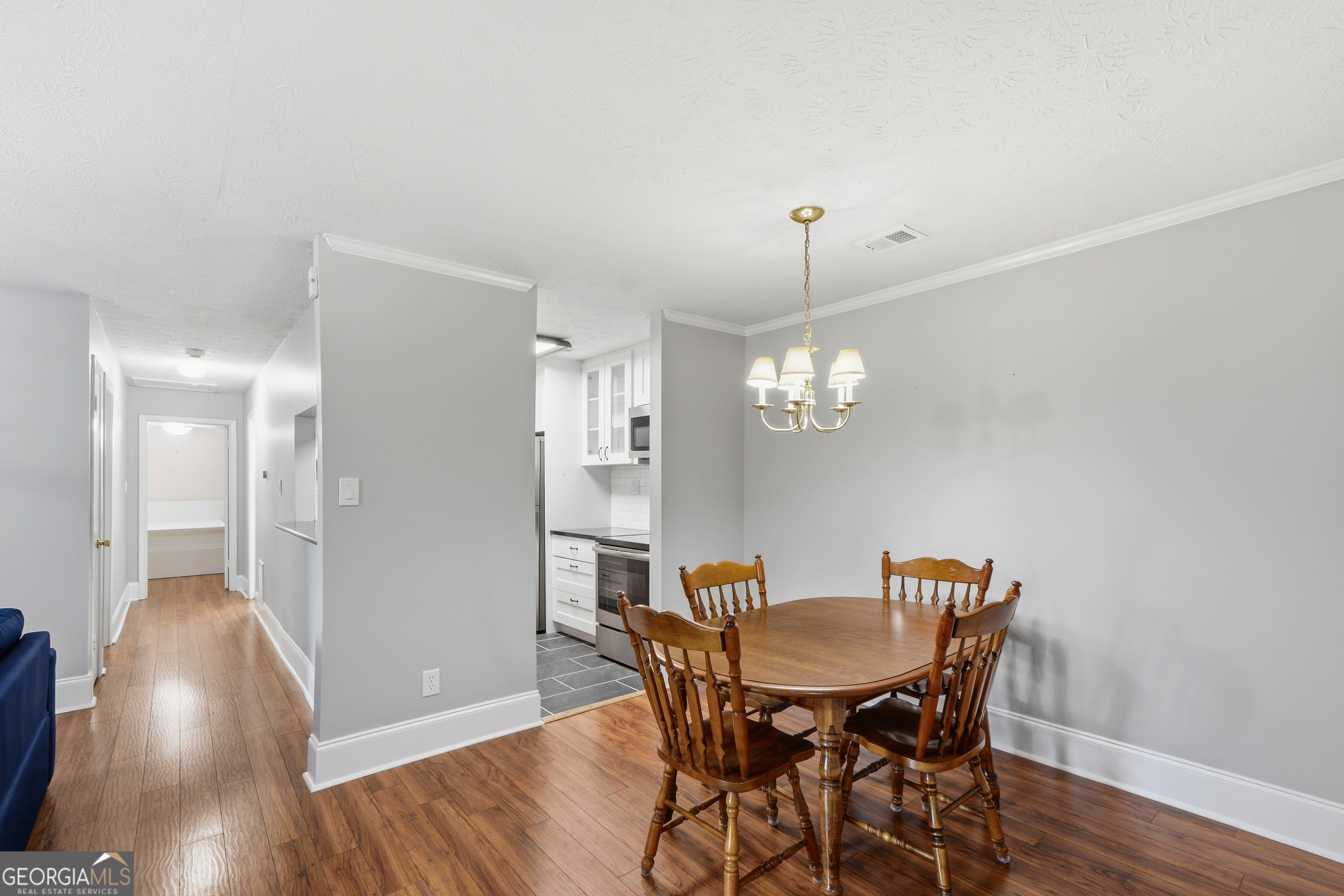 612 Tuxworth Circle Property Photo 13