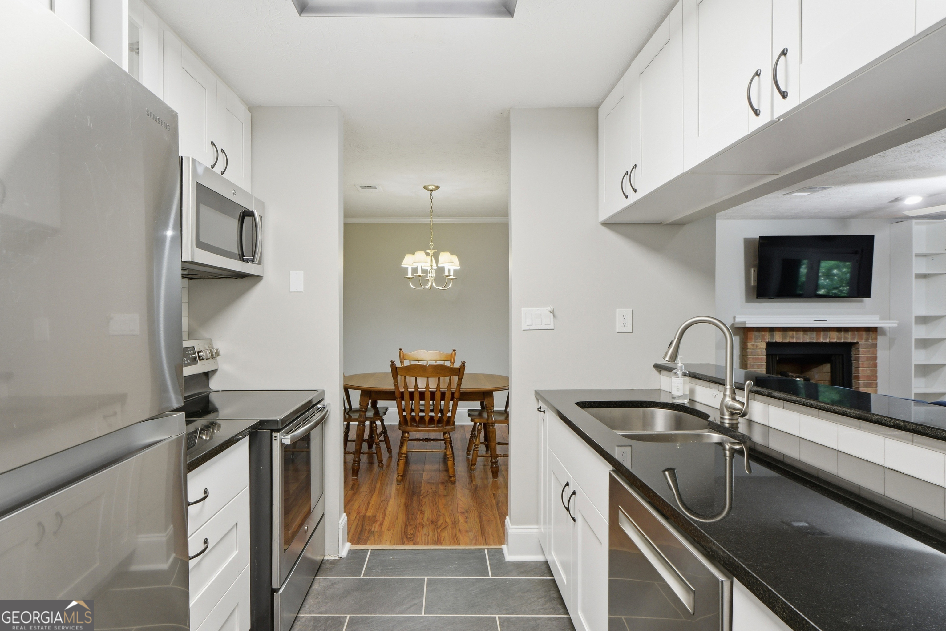 612 Tuxworth Circle Property Photo 19